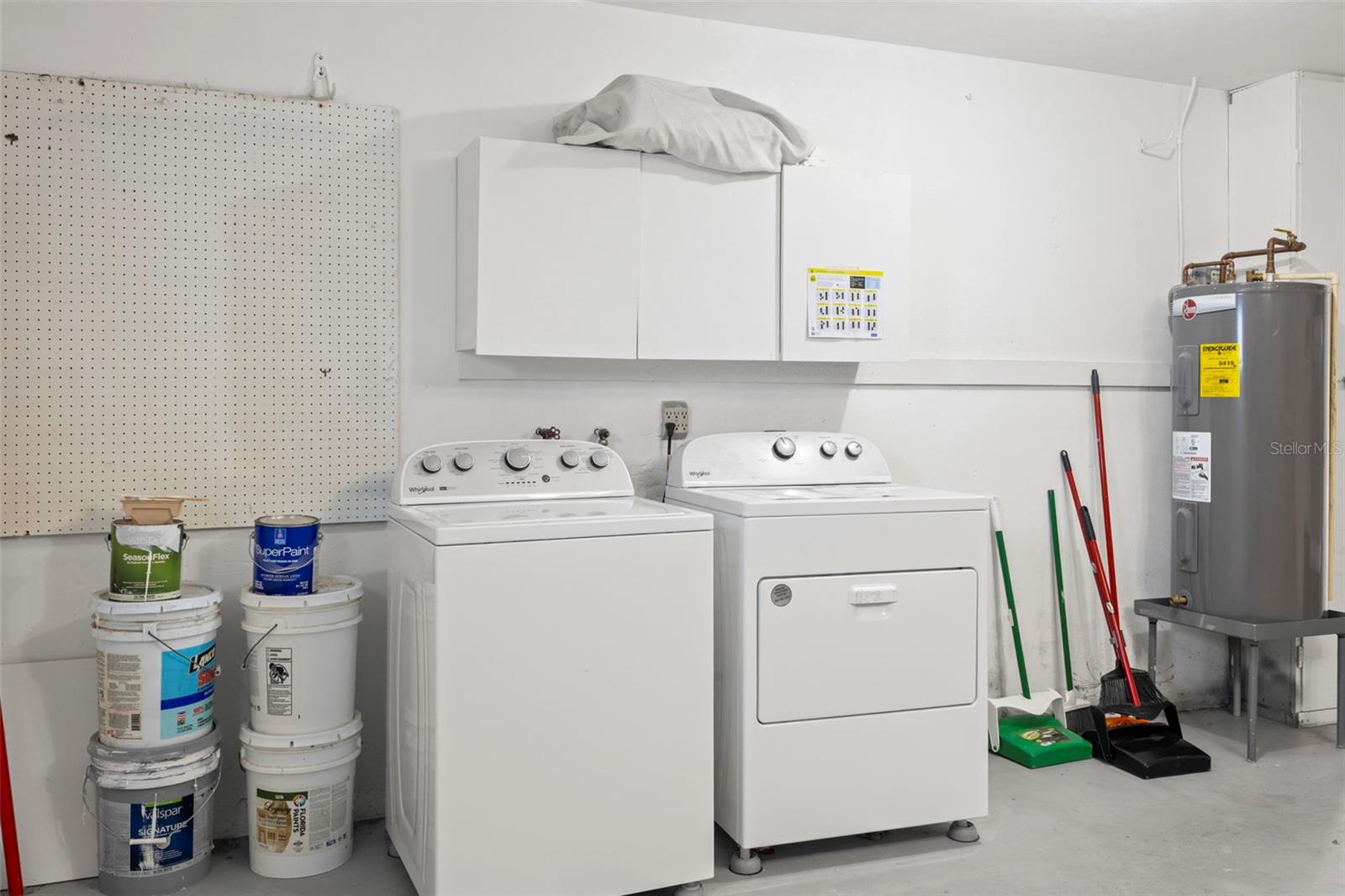 WATERWAY ESTATES SEC 2 - Residential Lease