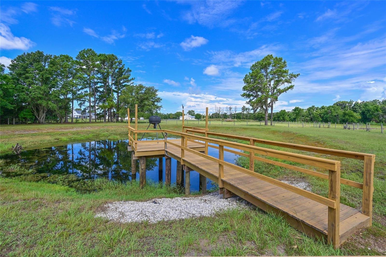 ACREAGE - Residential