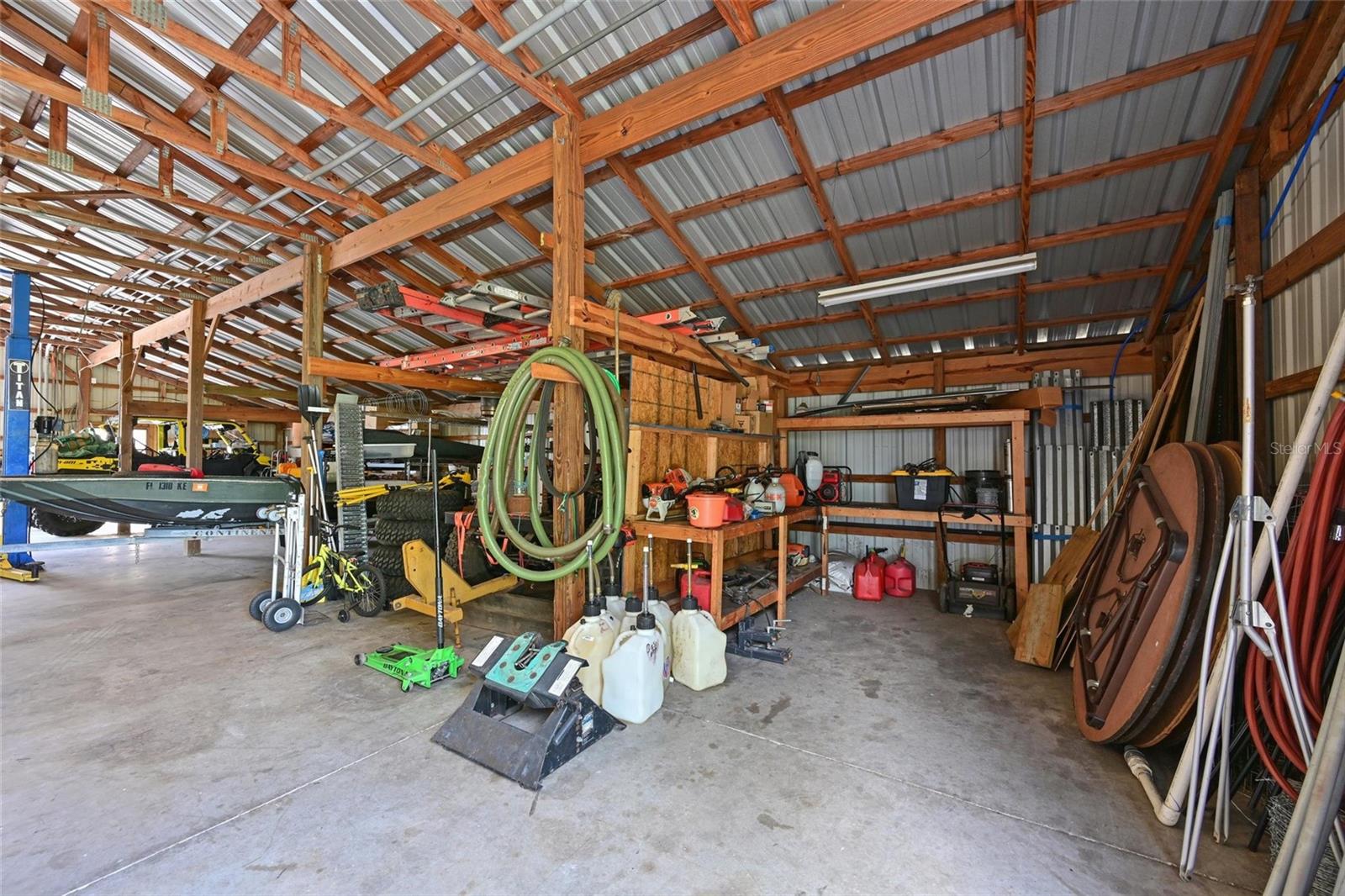 ACREAGE - Residential