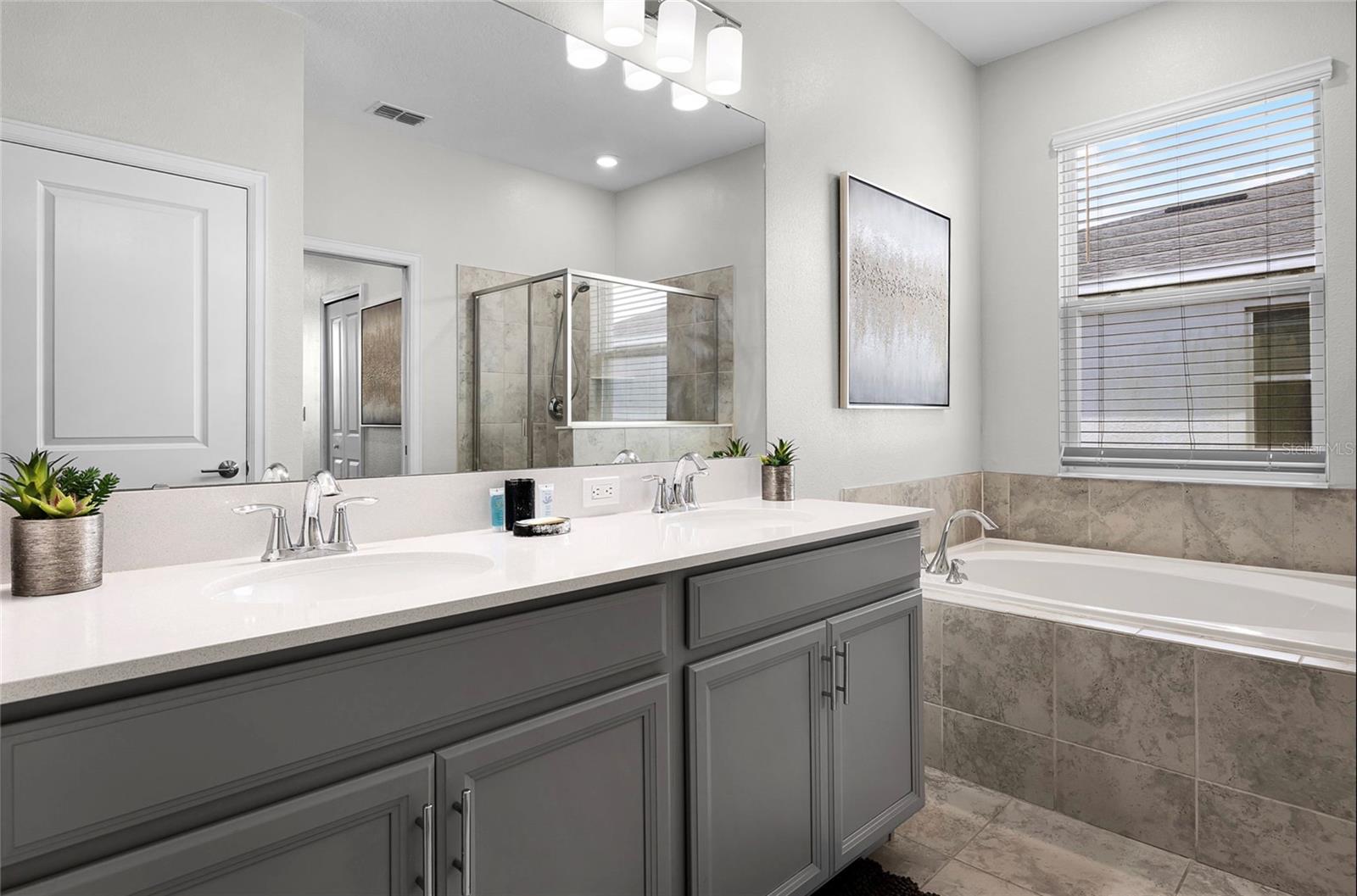 CHAMPIONSGATE CONDO PH 18 - Residential