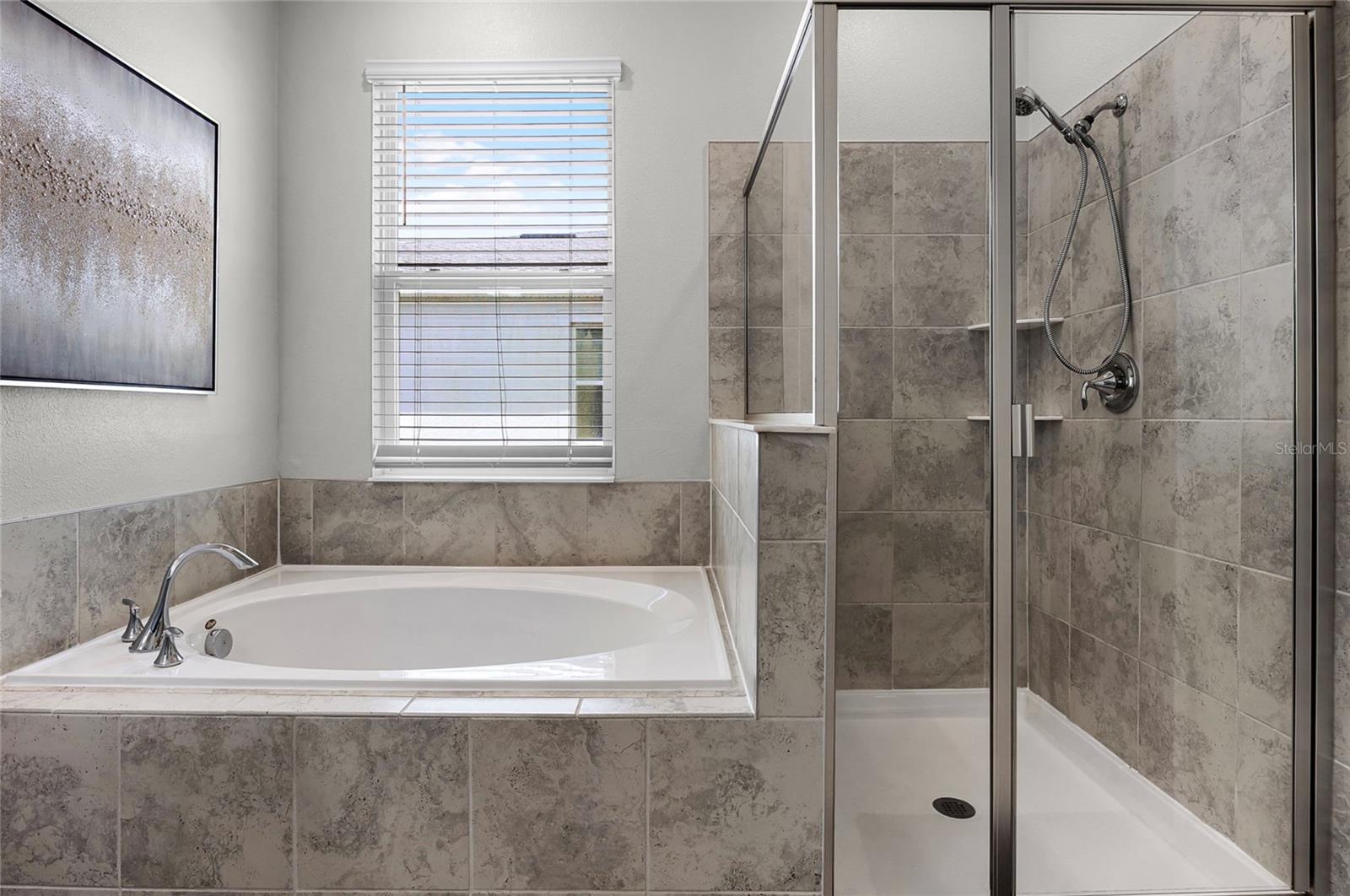 CHAMPIONSGATE CONDO PH 18 - Residential