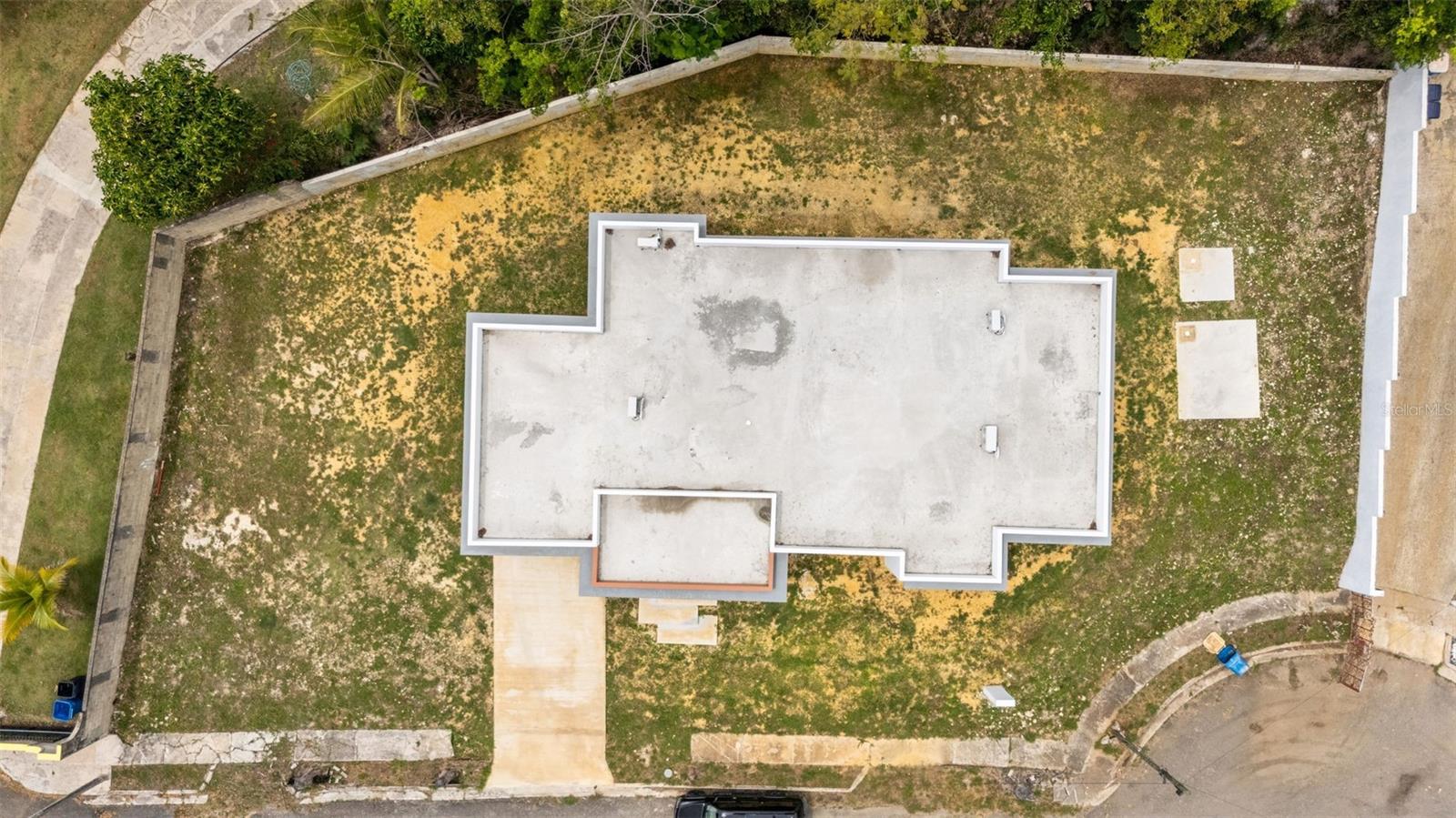 URB. VILLA ALEMERIA - Residential