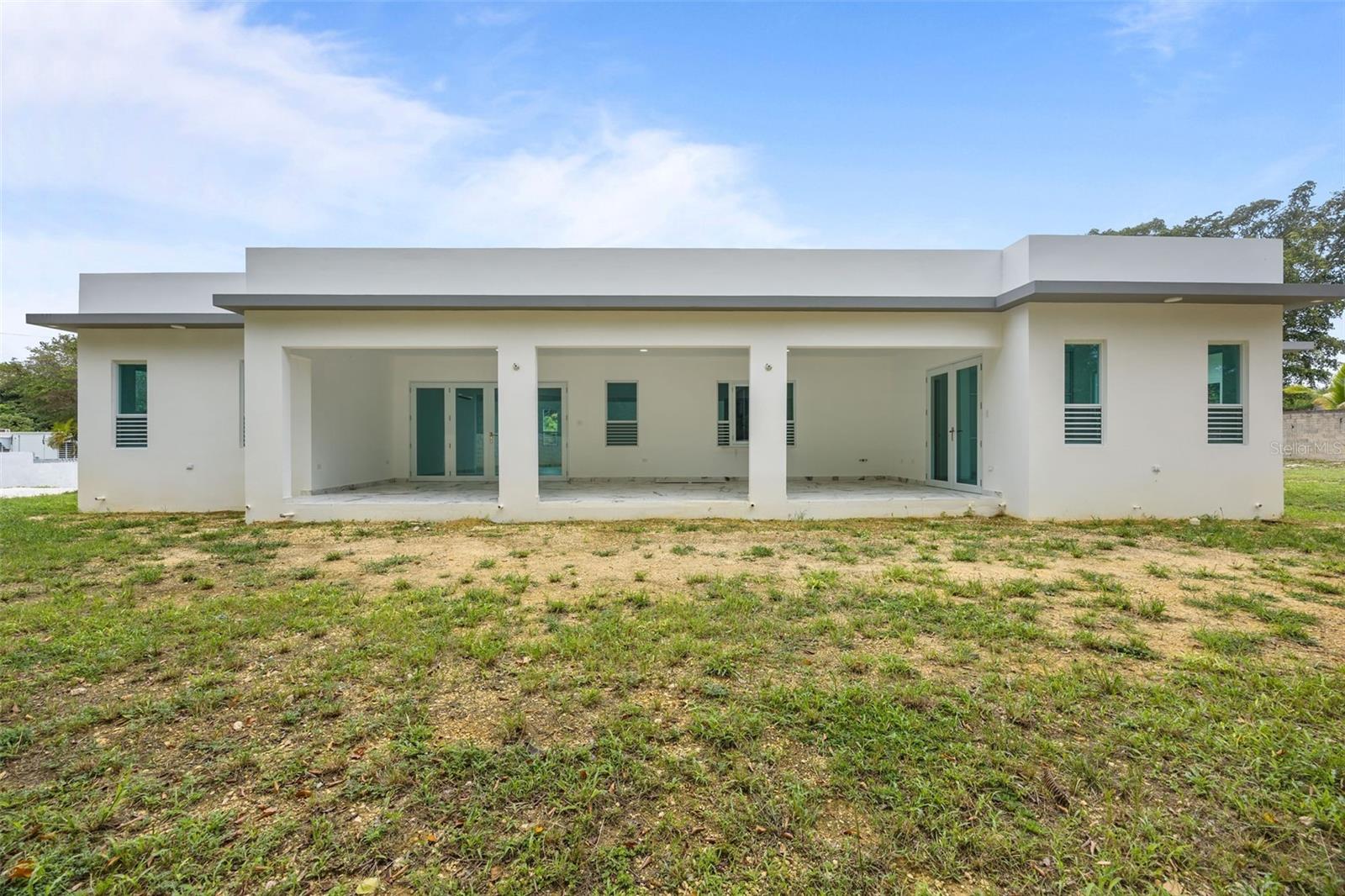 URB. VILLA ALEMERIA - Residential