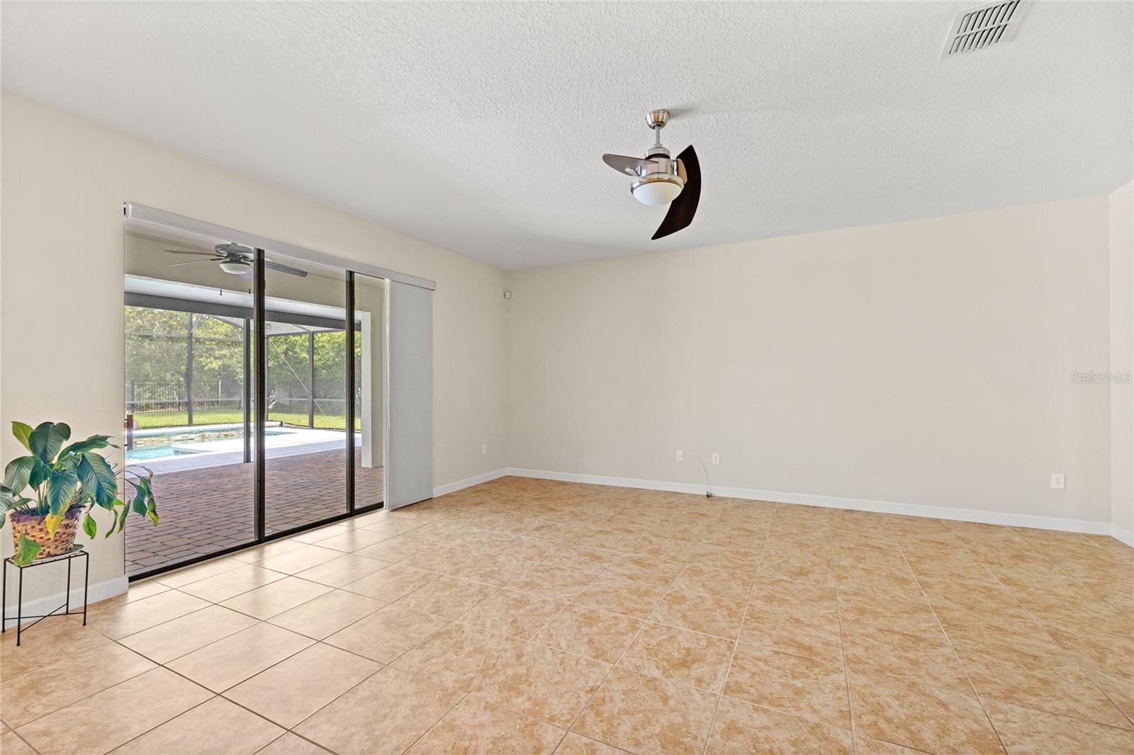 NORTH POINT PH 2B-2C - Residential