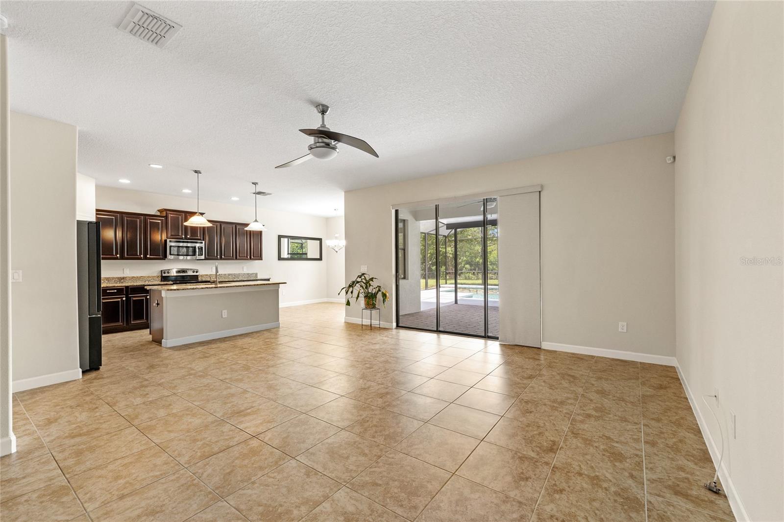 NORTH POINT PH 2B-2C - Residential