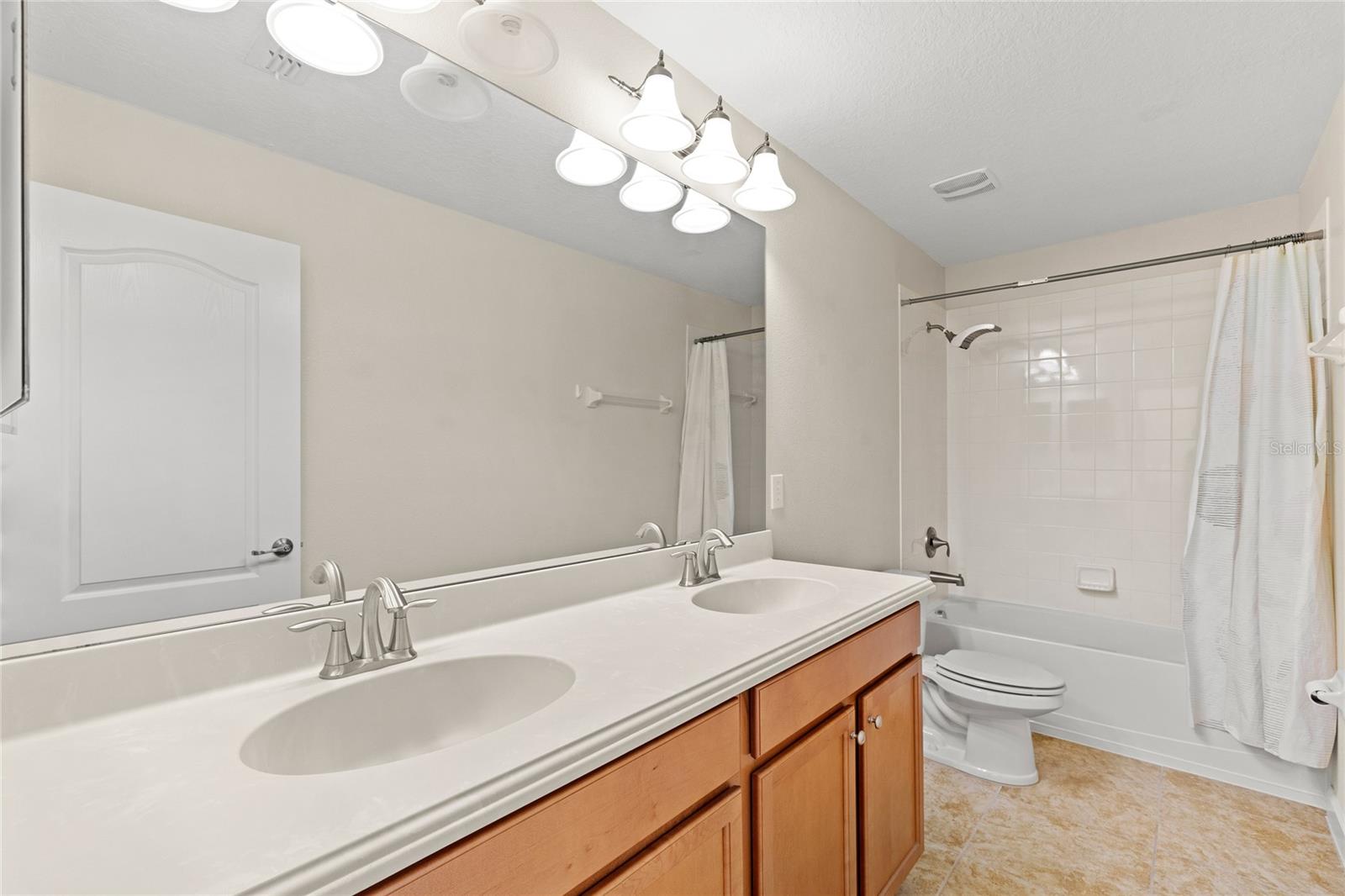 NORTH POINT PH 2B-2C - Residential