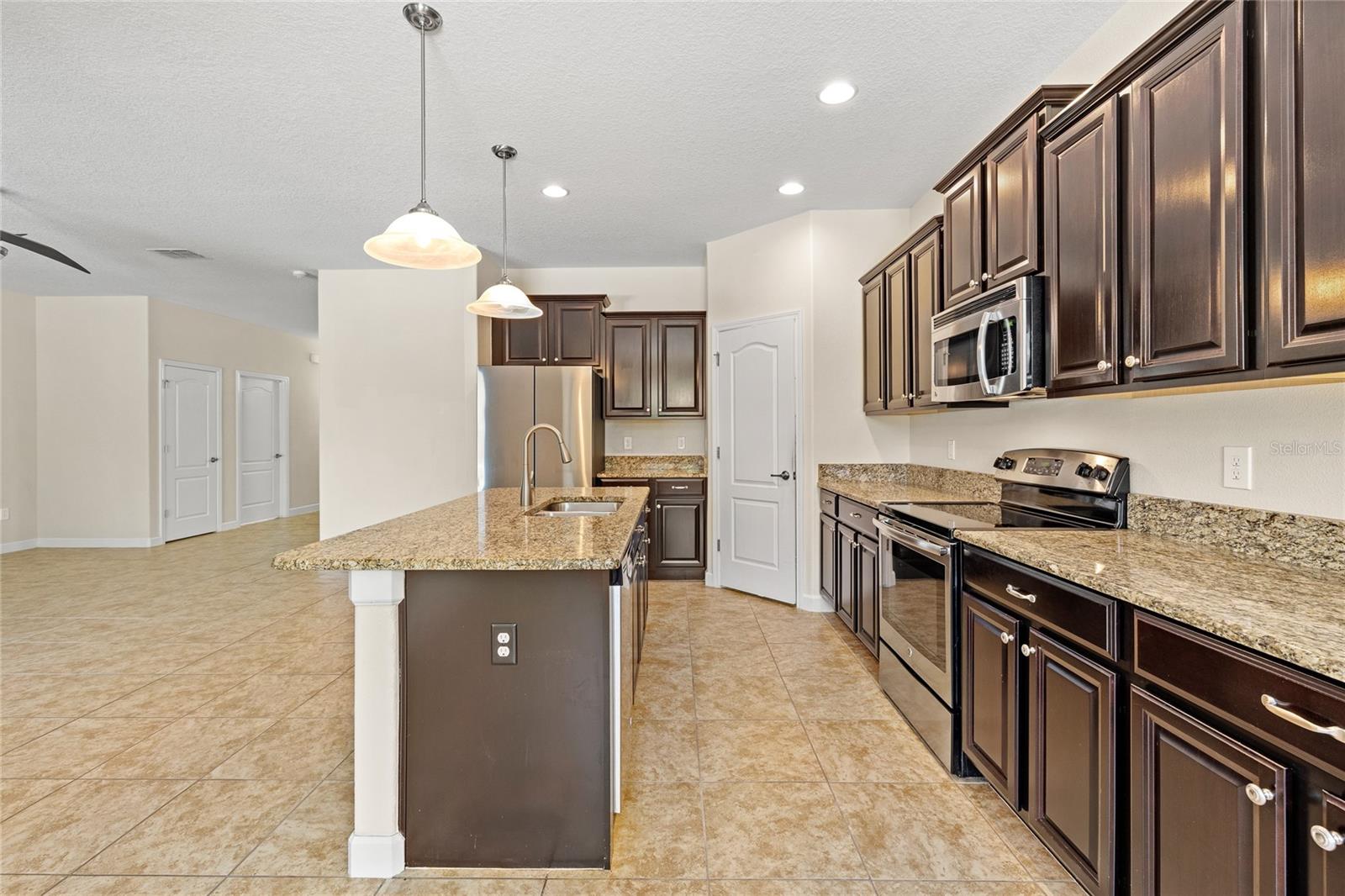 NORTH POINT PH 2B-2C - Residential