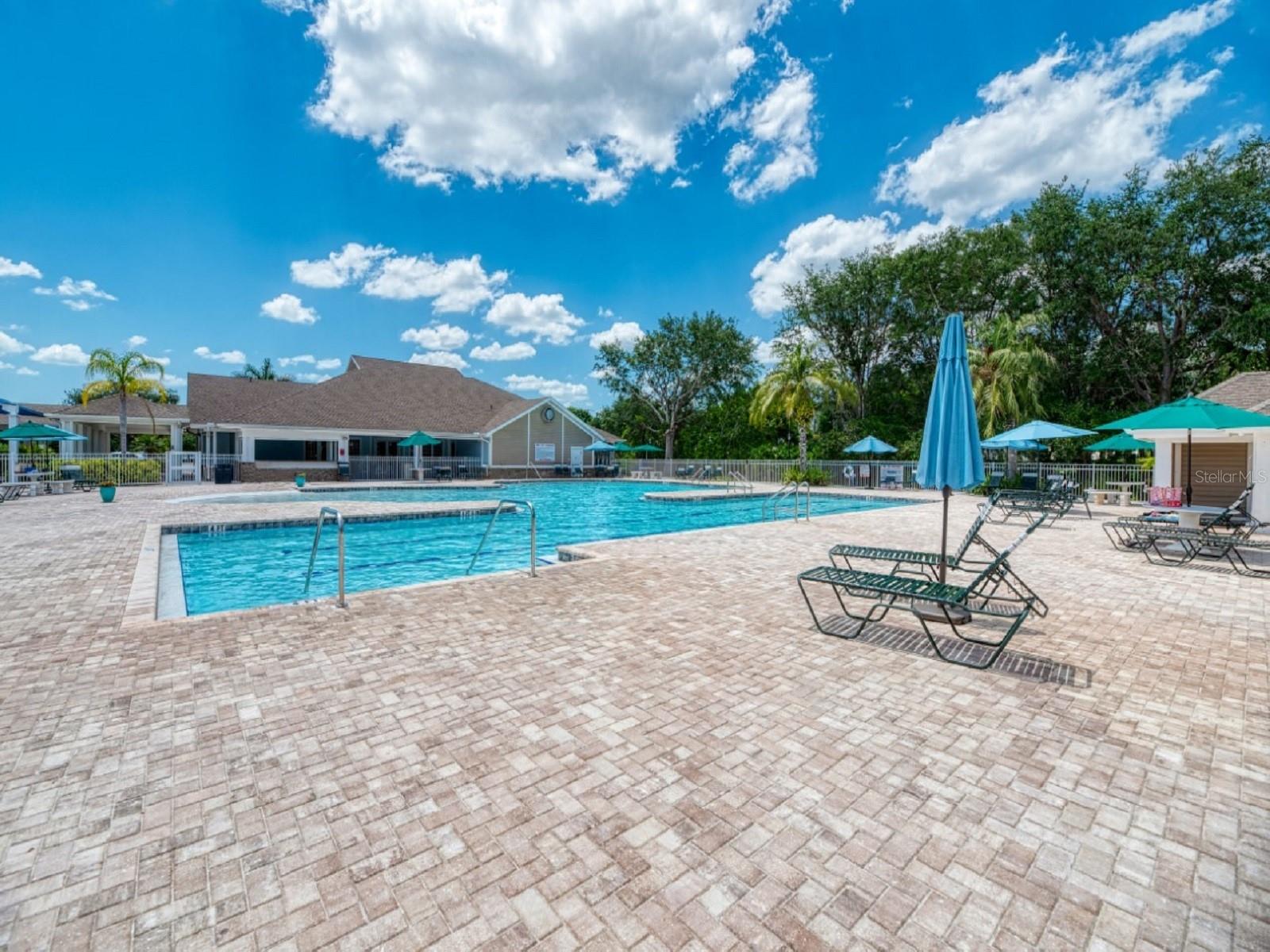 SAWGRASS POINTE/RIVERWOOD UN 02 - Residential