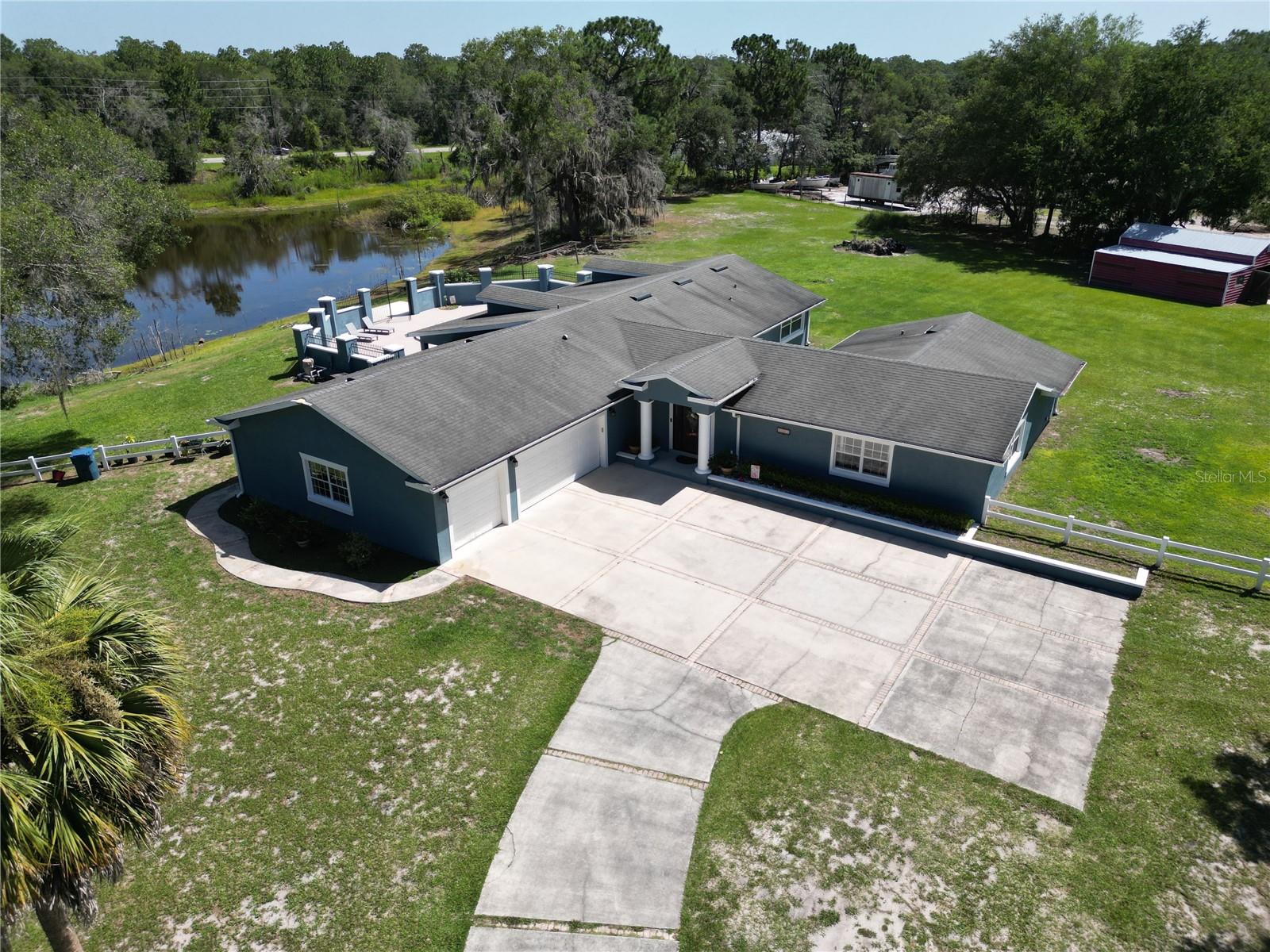 DELAND - Residential