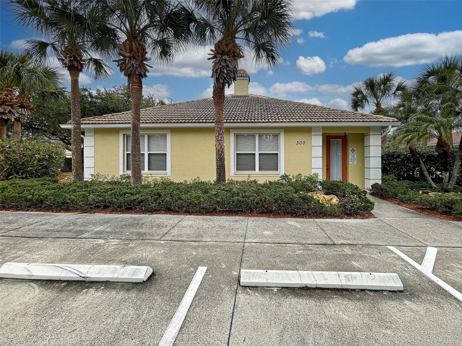 VISTA DEL LAGO - Residential