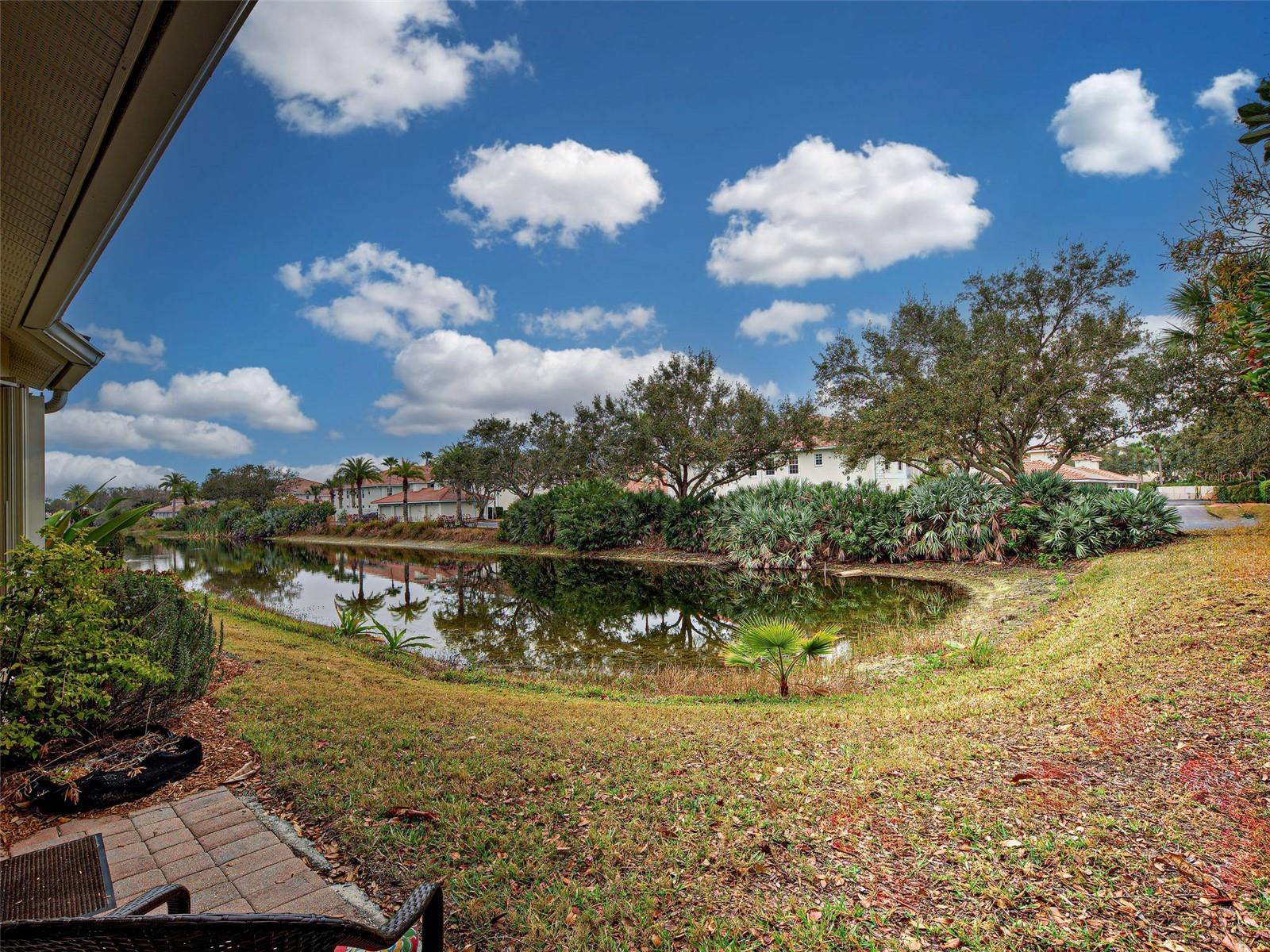 VISTA DEL LAGO - Residential