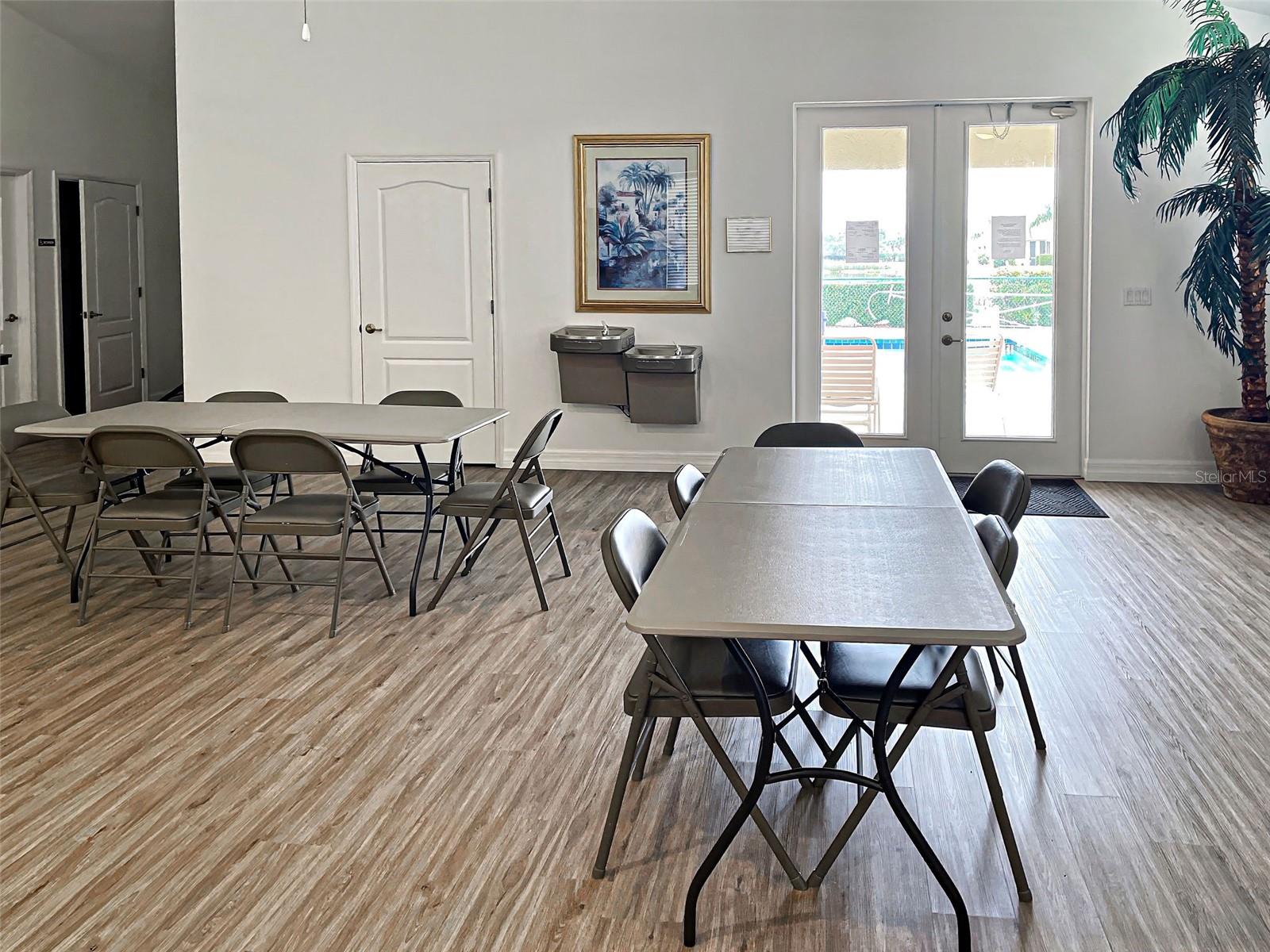 VISTA DEL LAGO - Residential