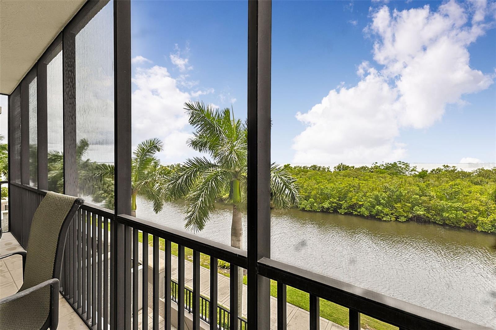 GRANDE ISLE TOWERS III & IV - Residential