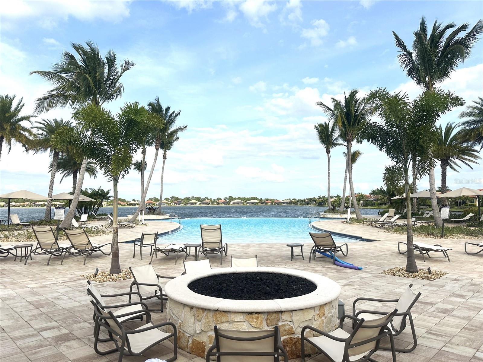 TOSCANA ISLES - Residential