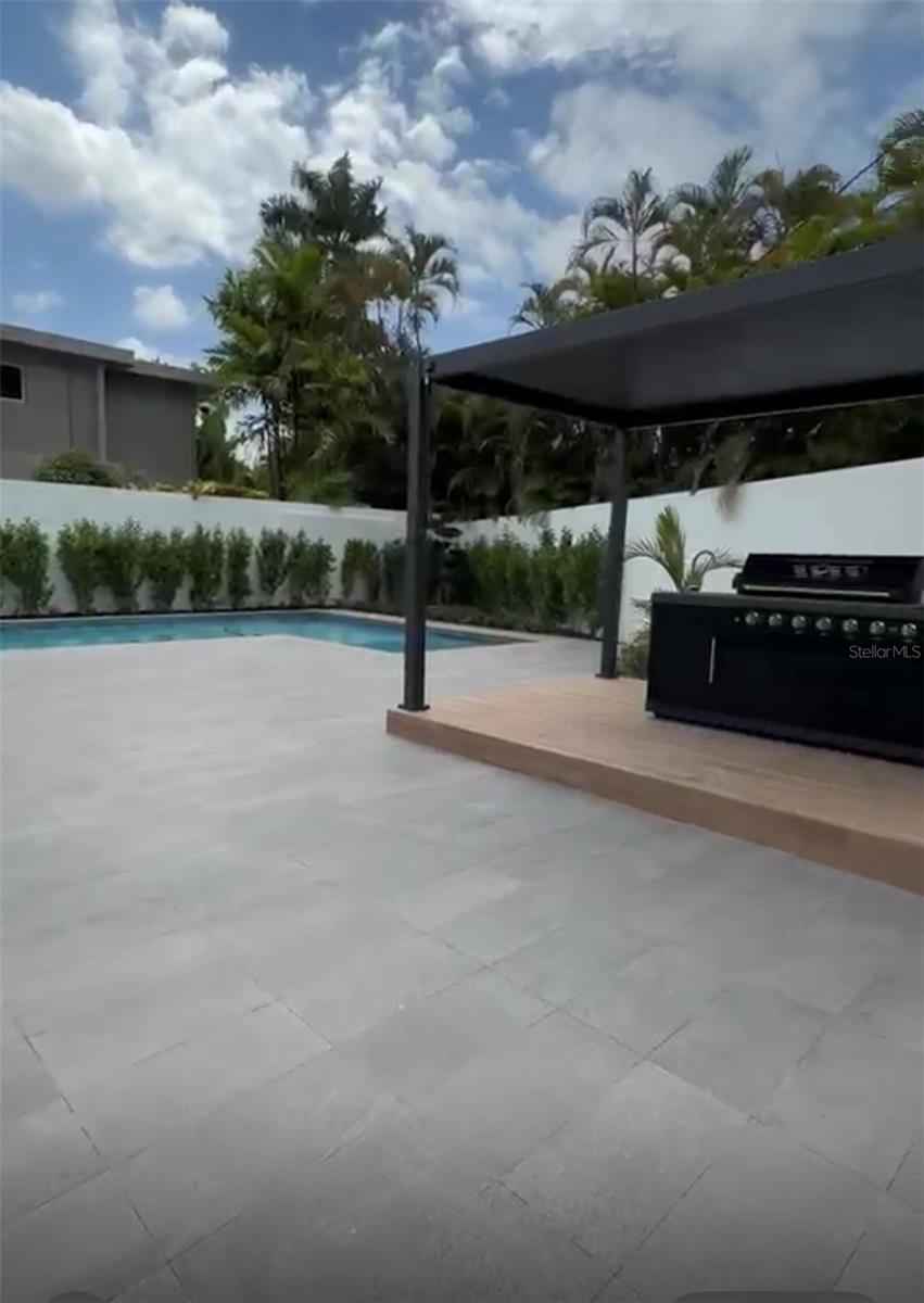 GARDEN HILLS NORTE - Residential