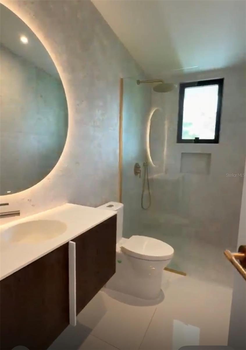 GARDEN HILLS NORTE - Residential
