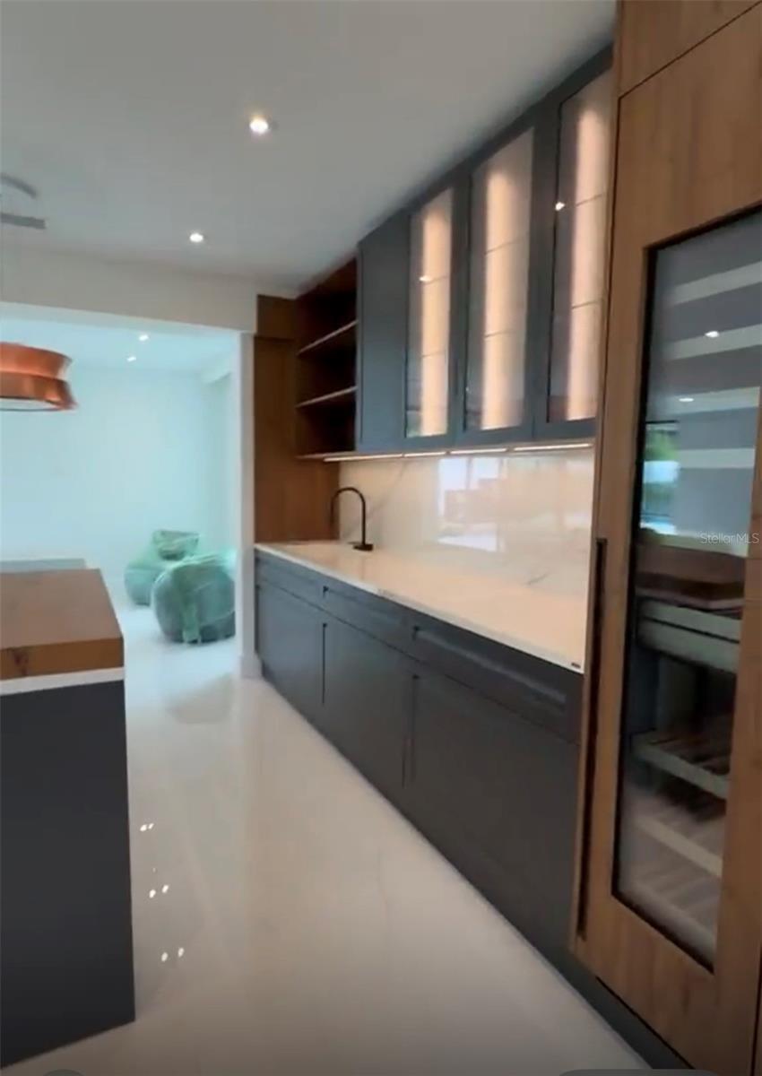 GARDEN HILLS NORTE - Residential