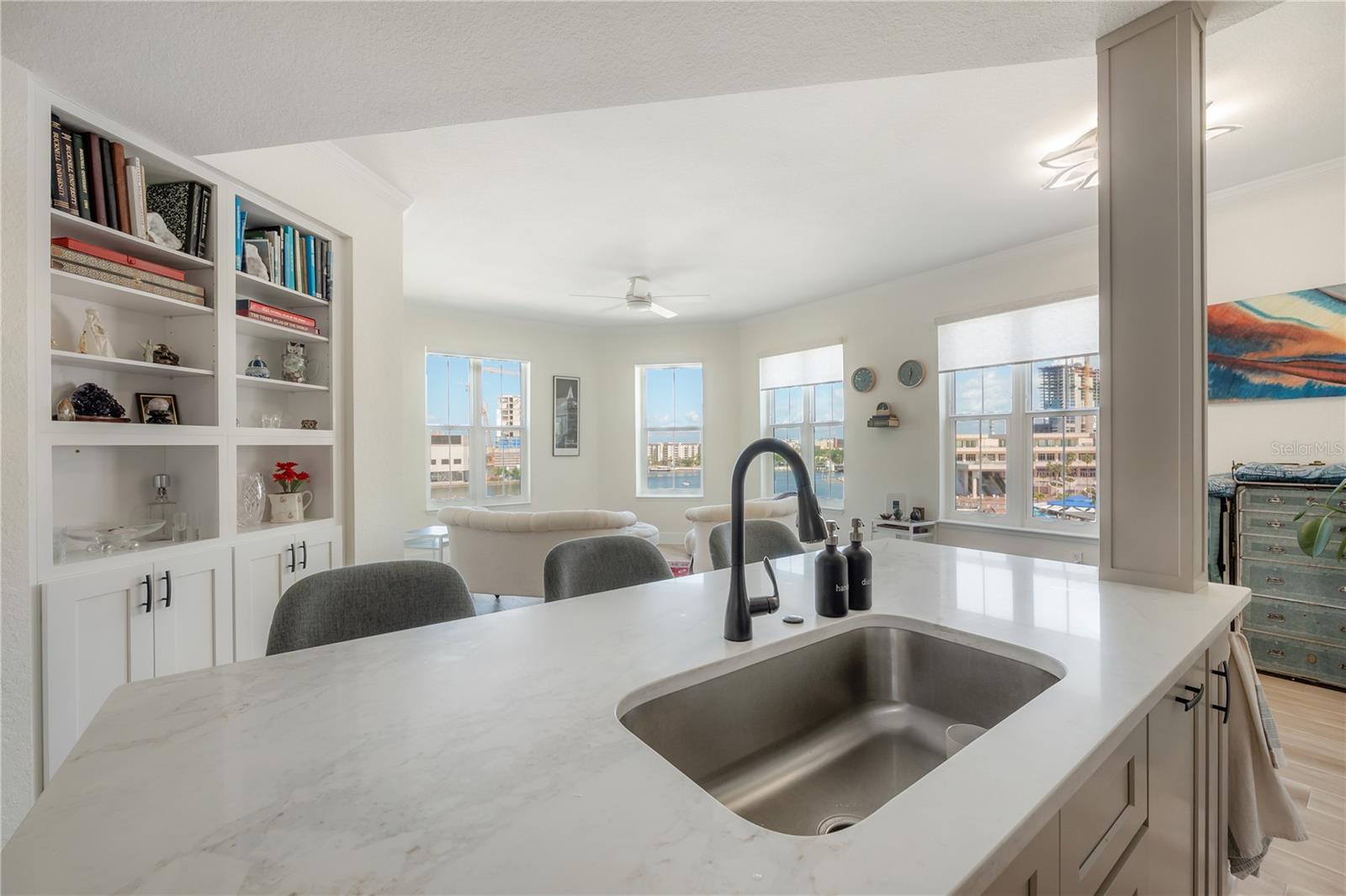 PARKCREST HARBOUR ISLAND CONDO - Residential