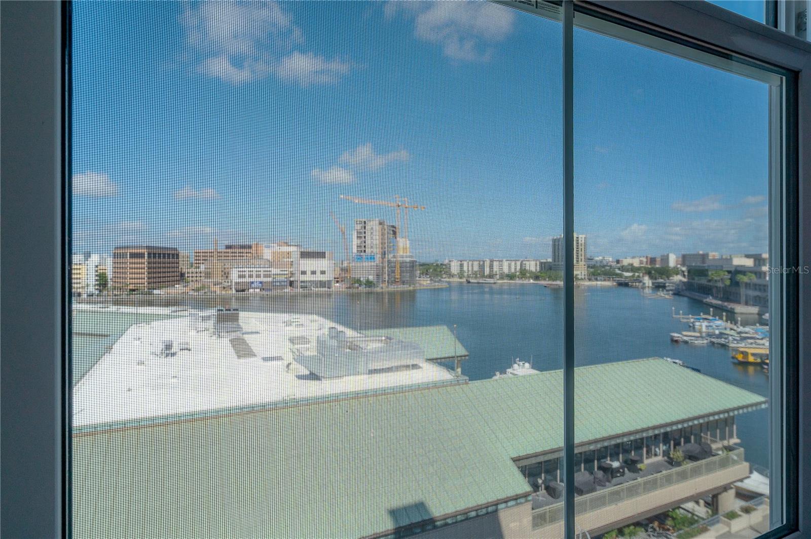 PARKCREST HARBOUR ISLAND CONDO - Residential