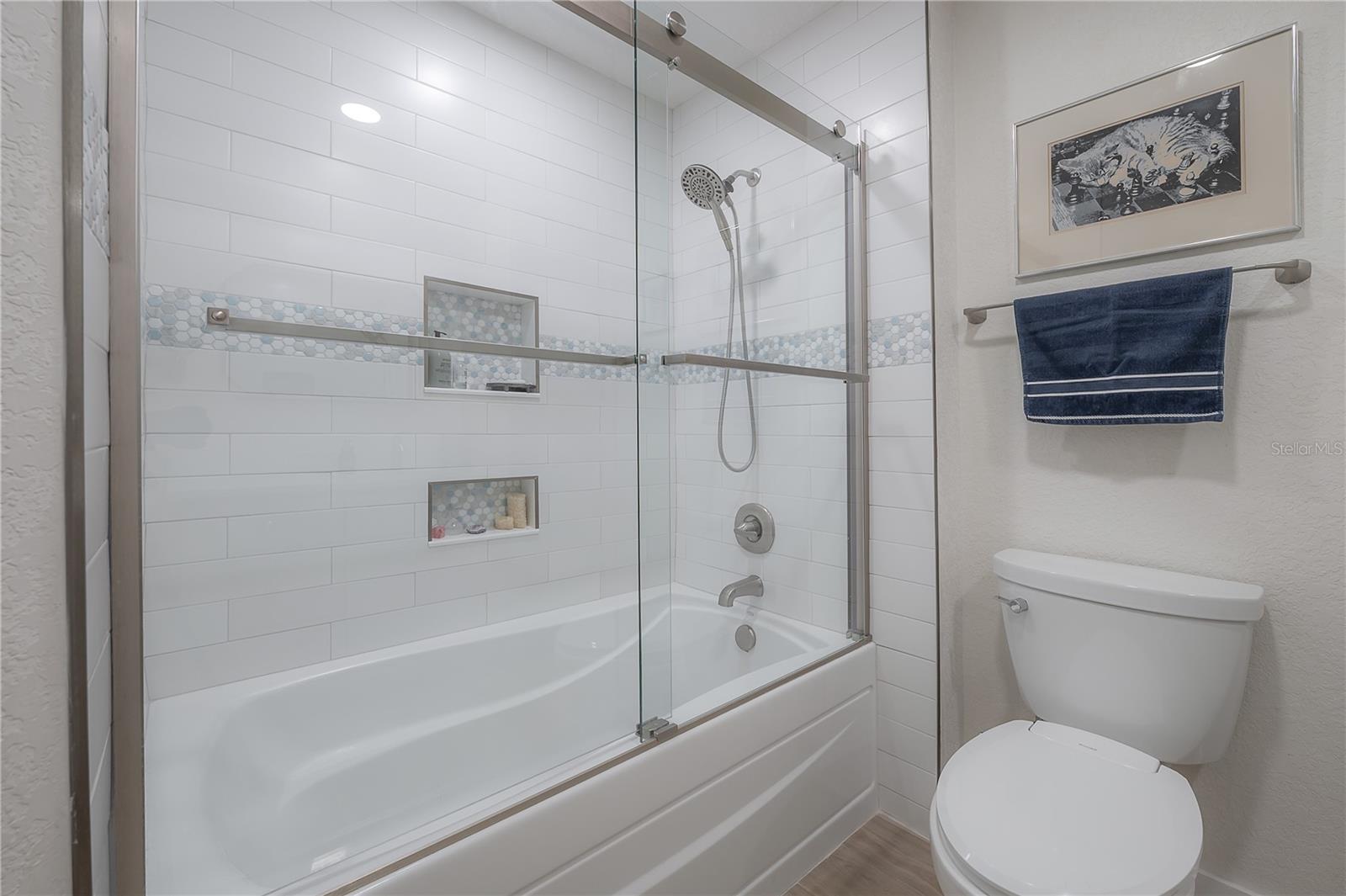 PARKCREST HARBOUR ISLAND CONDO - Residential