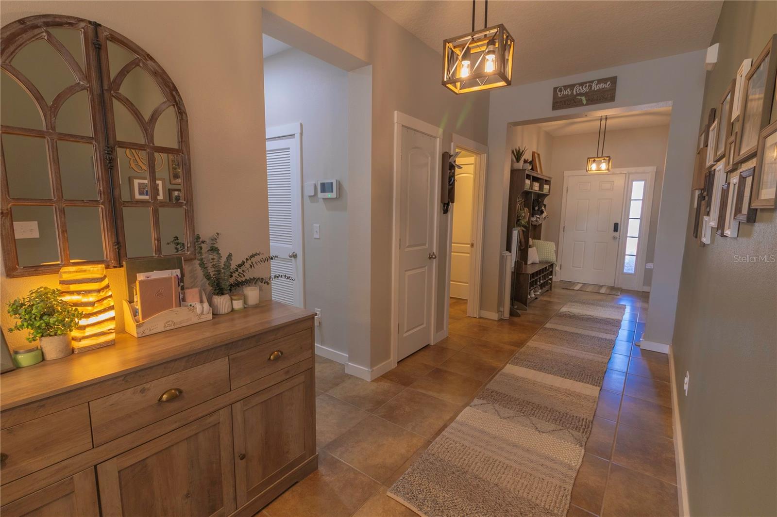 ADDISON MANOR - Residential