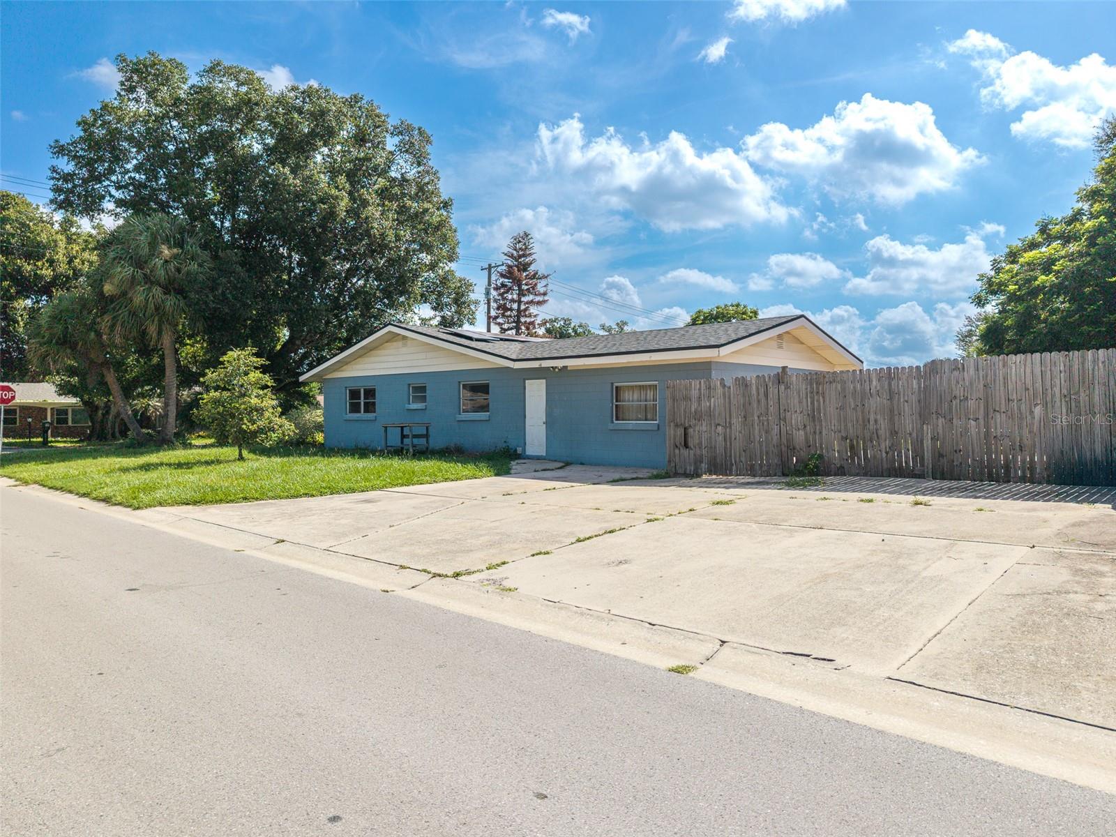 HILLS LAKE ELBERT - Residential