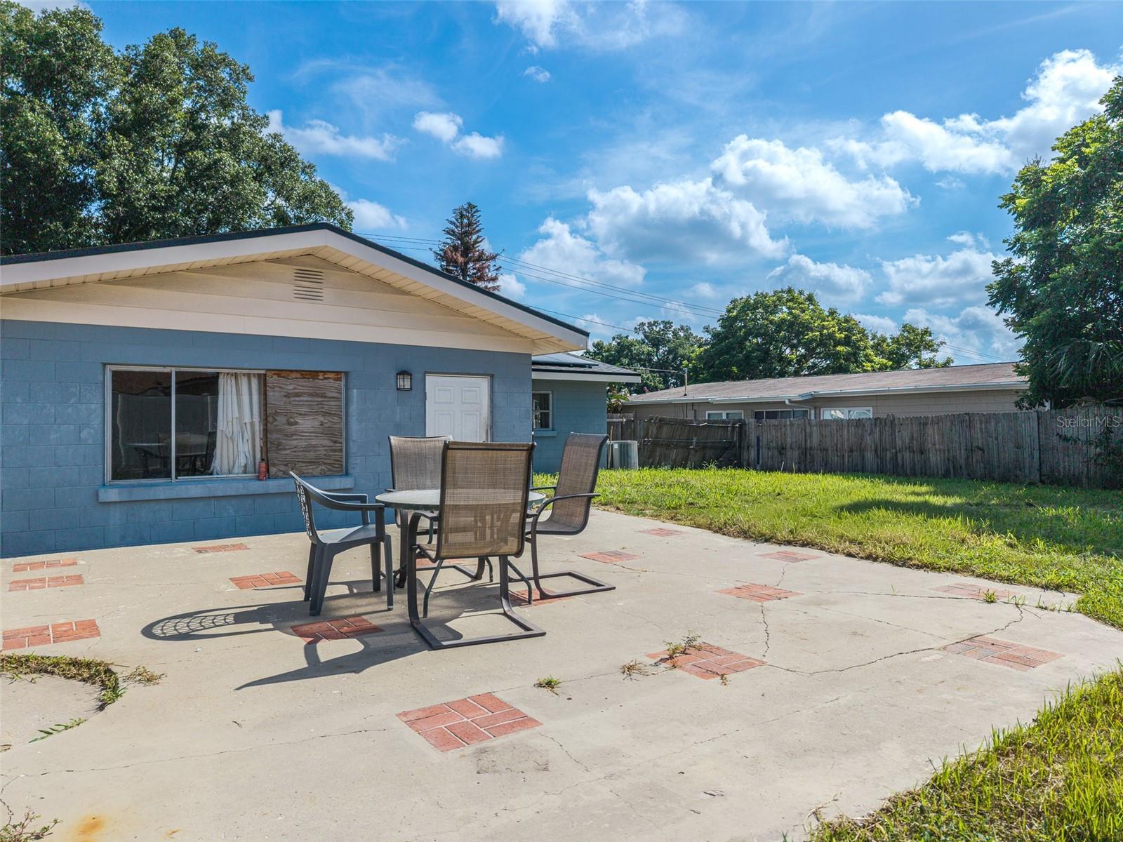 HILLS LAKE ELBERT - Residential
