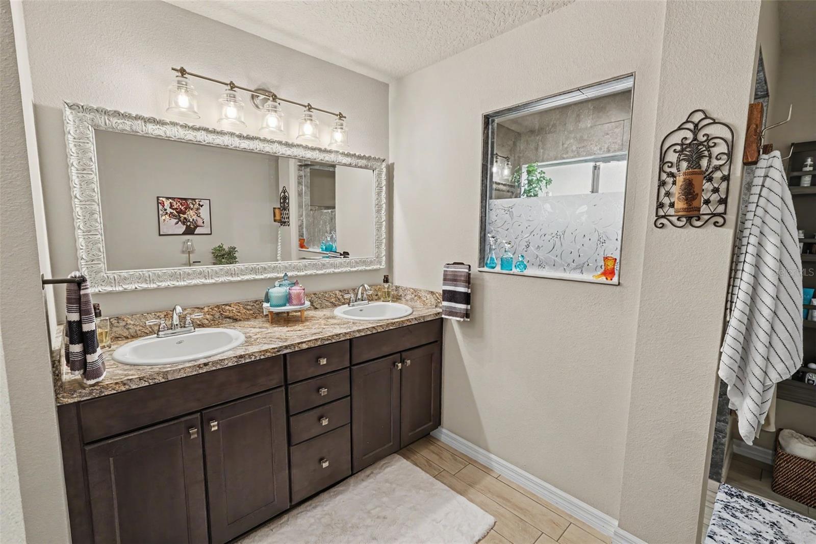 LINDENWOOD - Residential