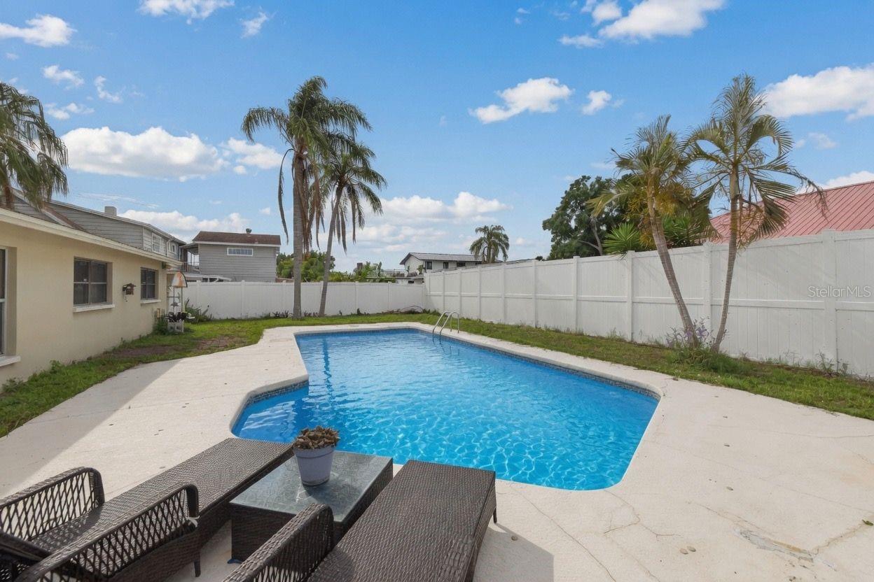 BAY CREST PARK - Residential