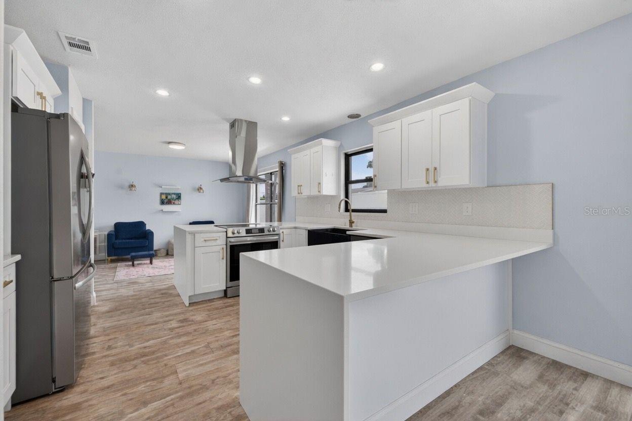 BAY CREST PARK - Residential