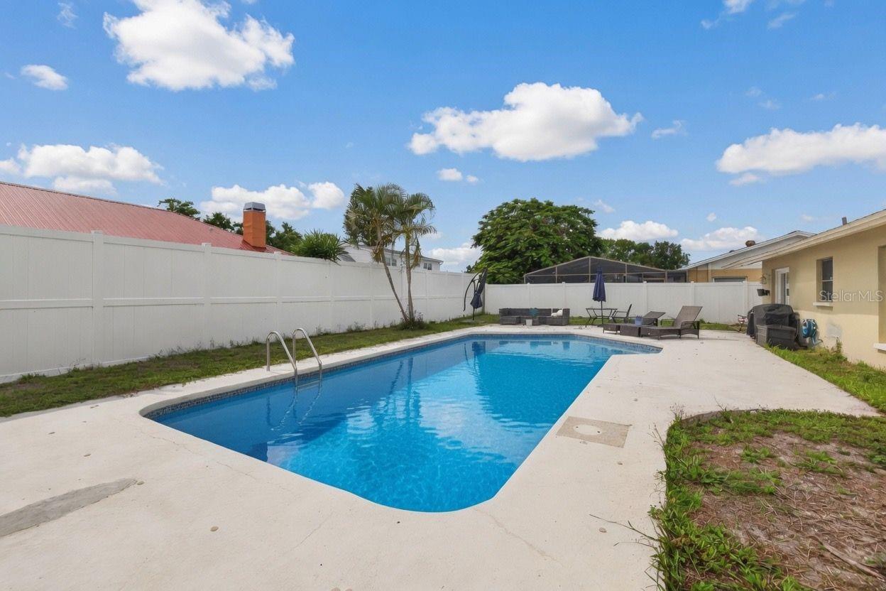 BAY CREST PARK - Residential