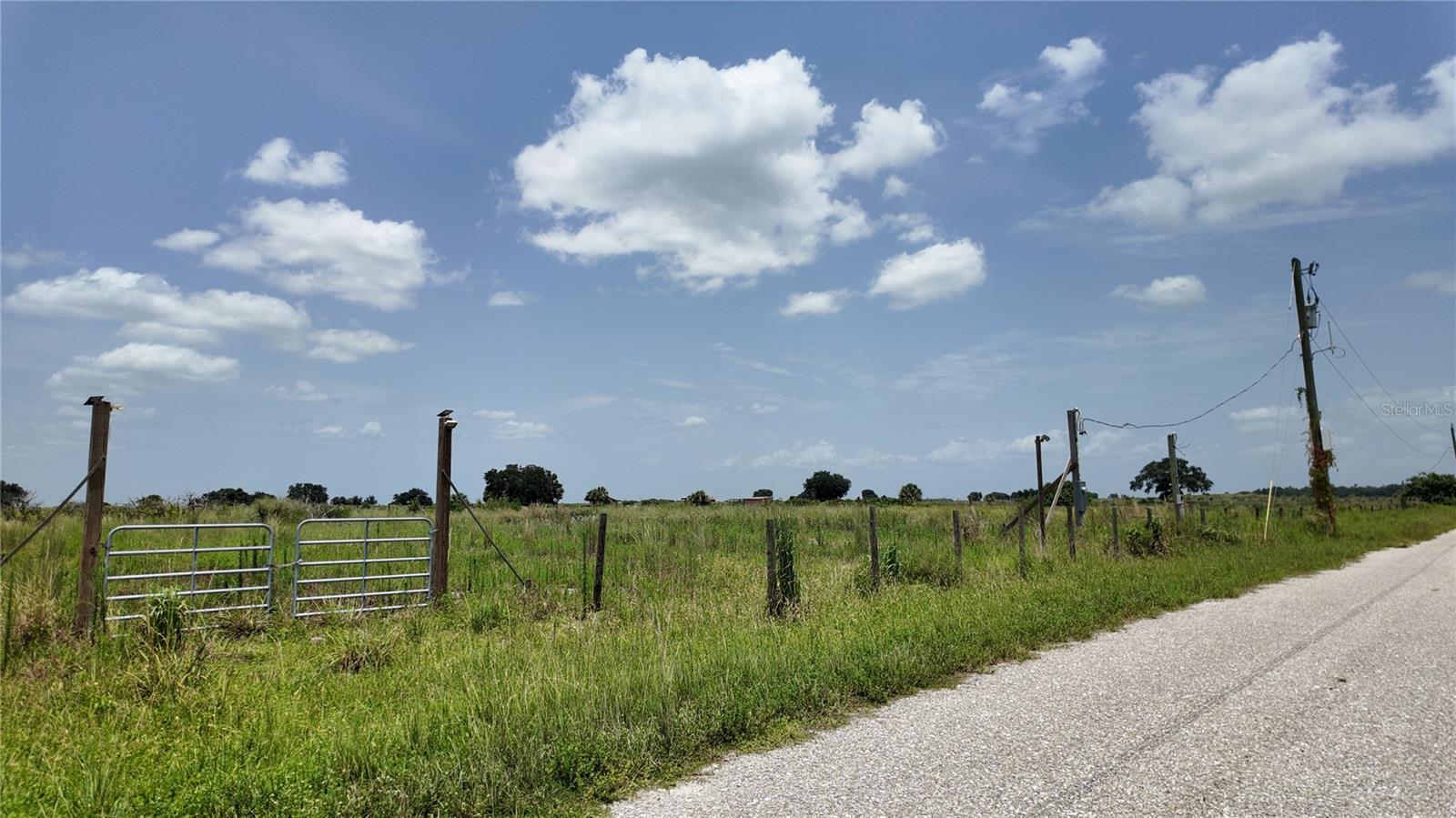 ACREAGE - Land