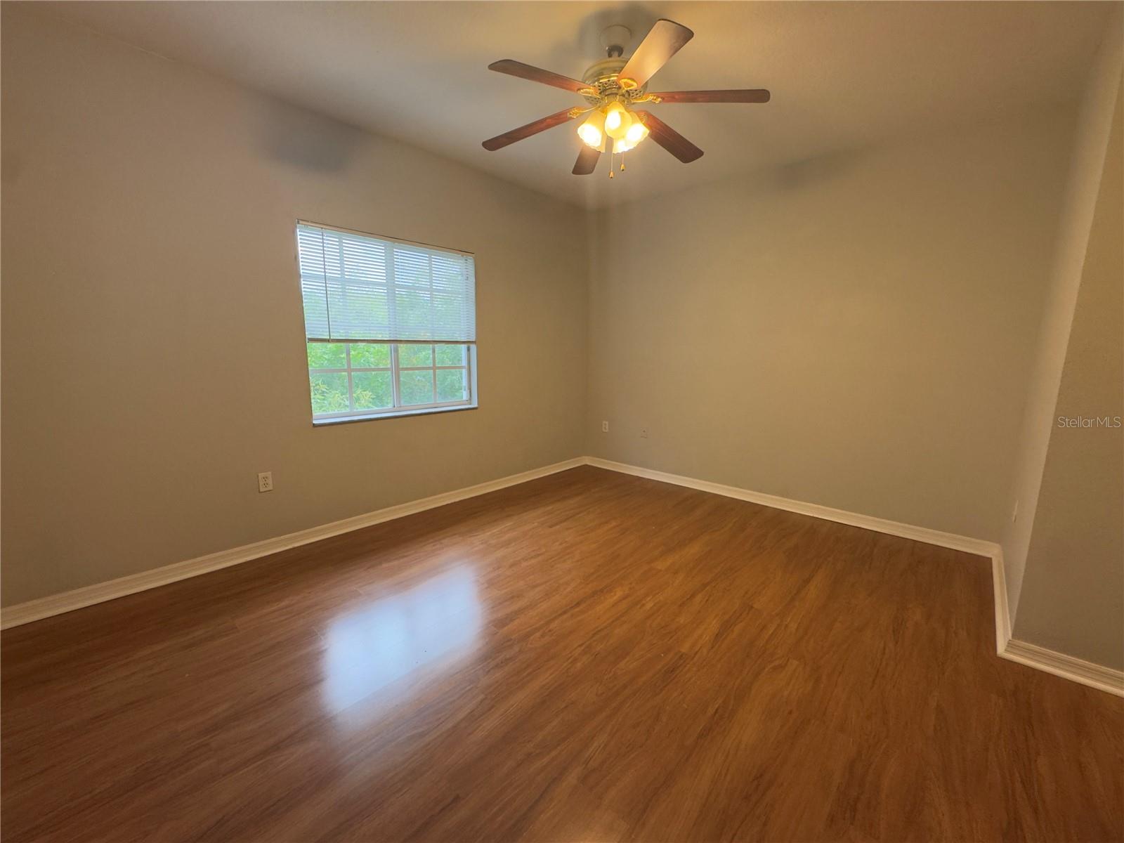VILLAGES OF BLOOMINGDALE CONDO - Residential