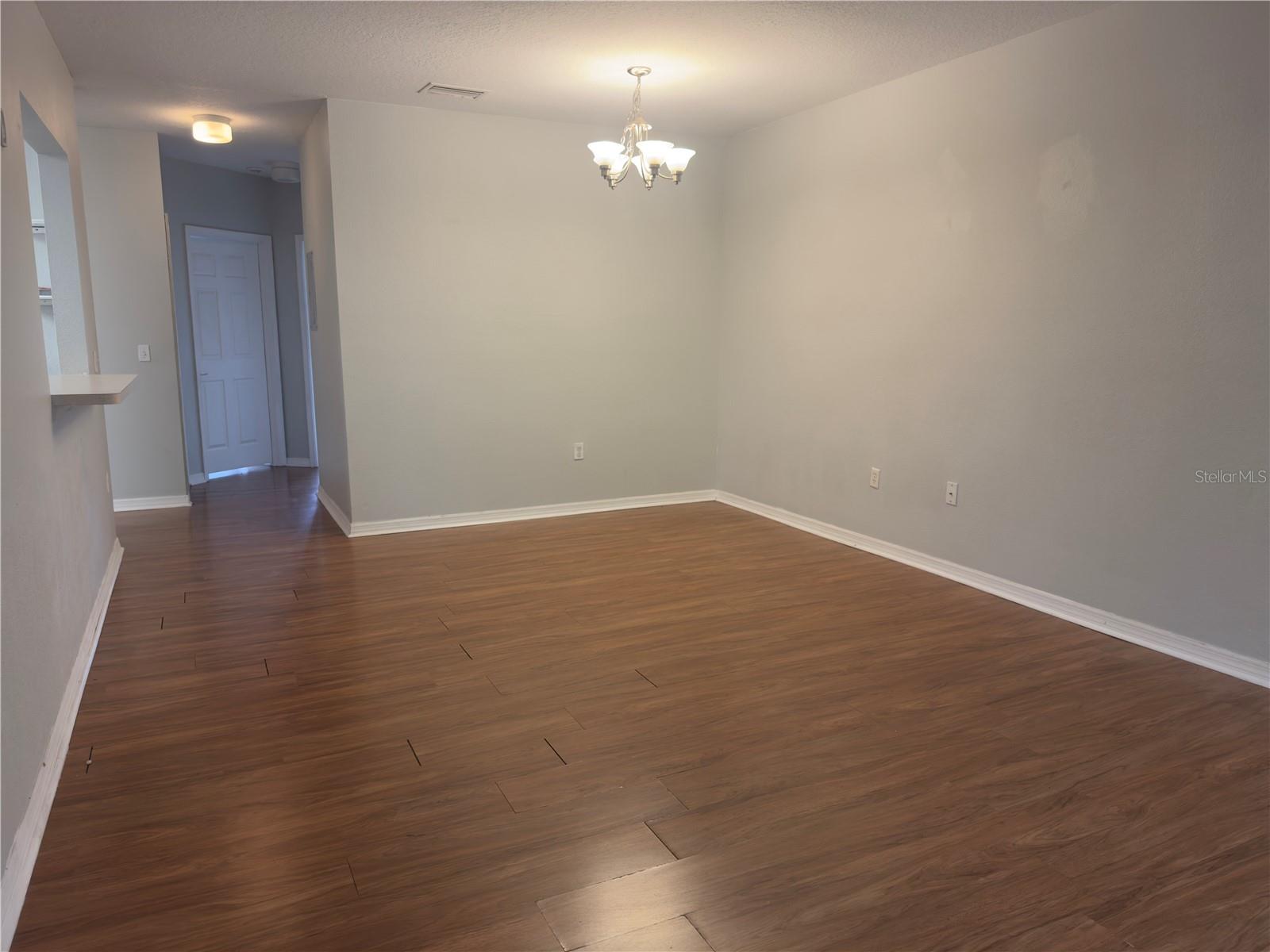 VILLAGES OF BLOOMINGDALE CONDO - Residential