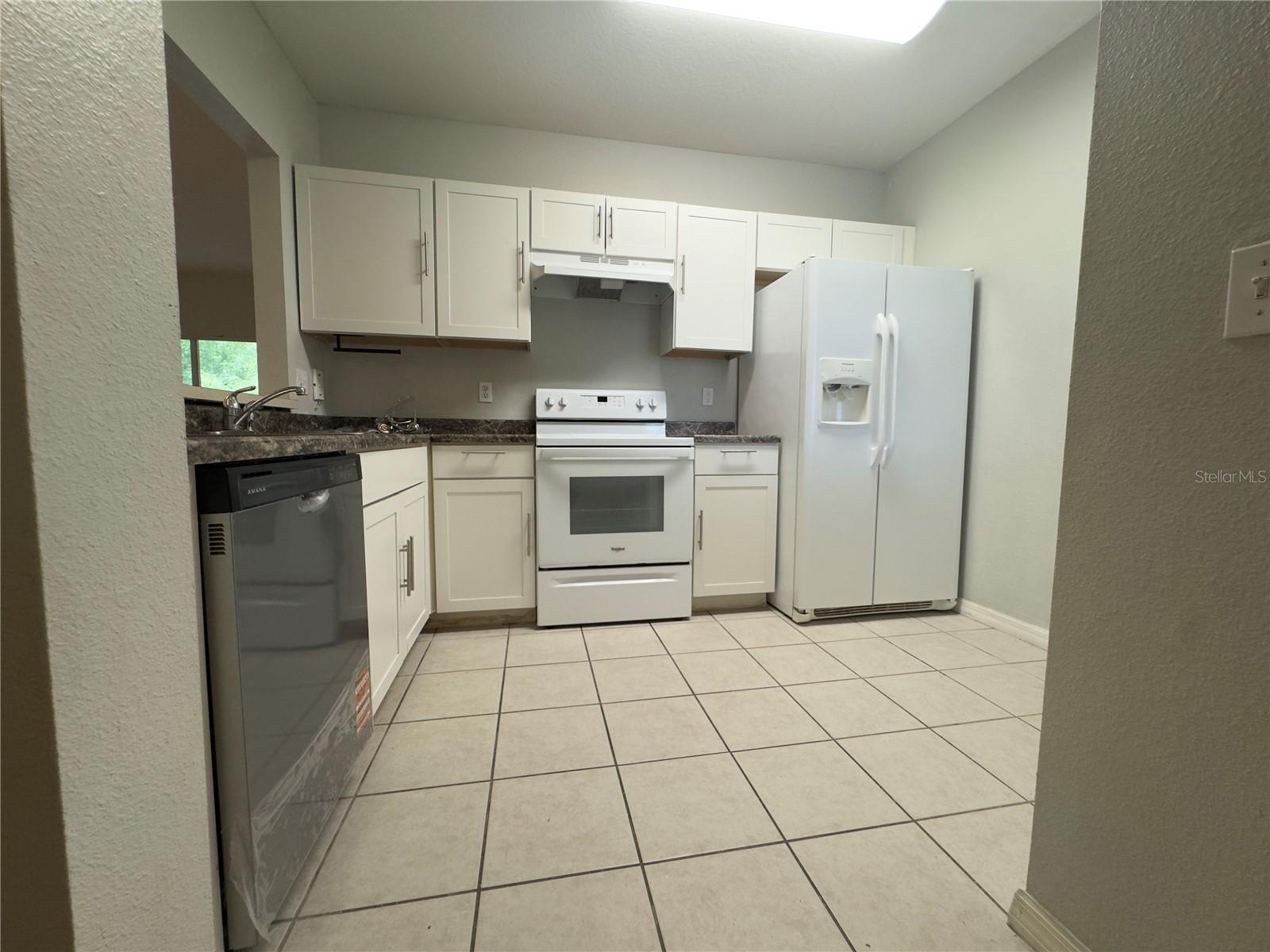 VILLAGES OF BLOOMINGDALE CONDO - Residential