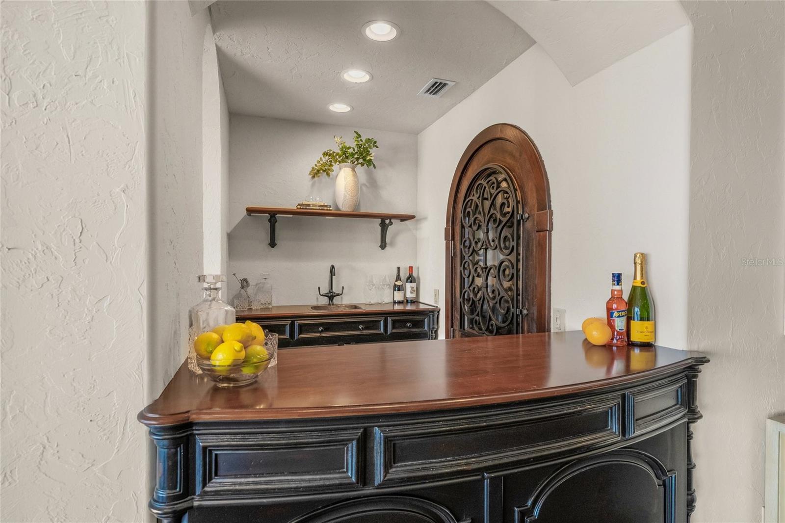 SAN REMO ESTATES - Residential