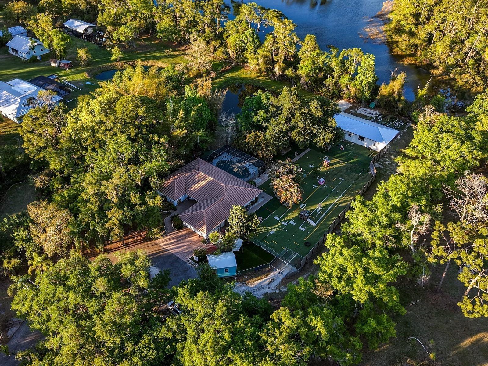 DUNNHILL ESTATES - Residential