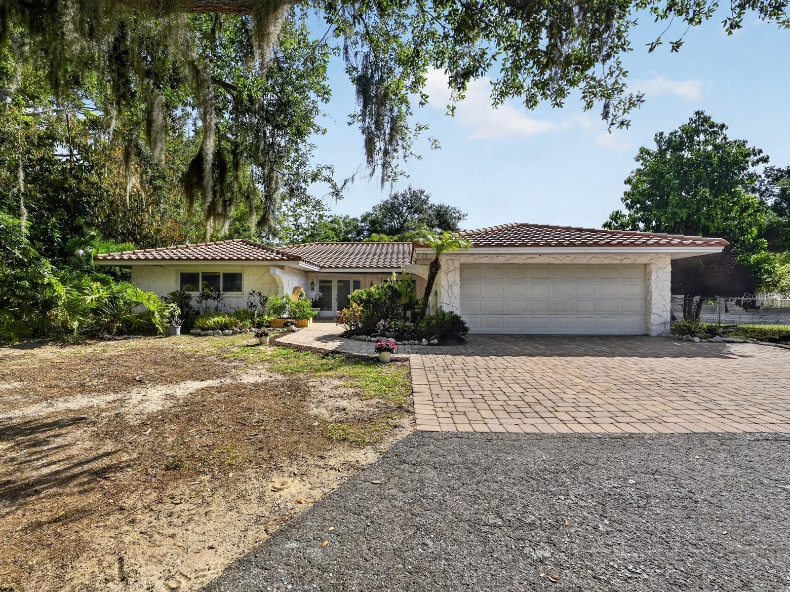 DUNNHILL ESTATES - Residential