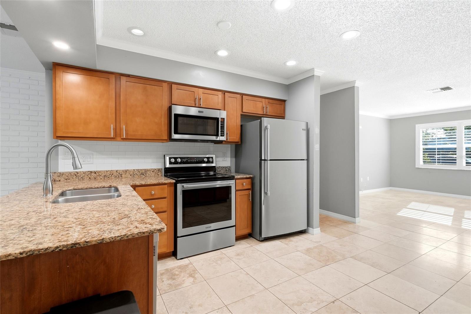 WAVERLY PLACE - Residential Income