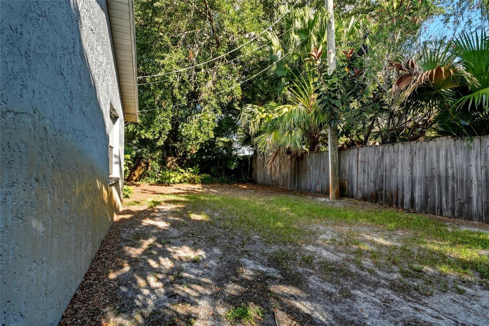 WAVERLY PLACE - Residential Income