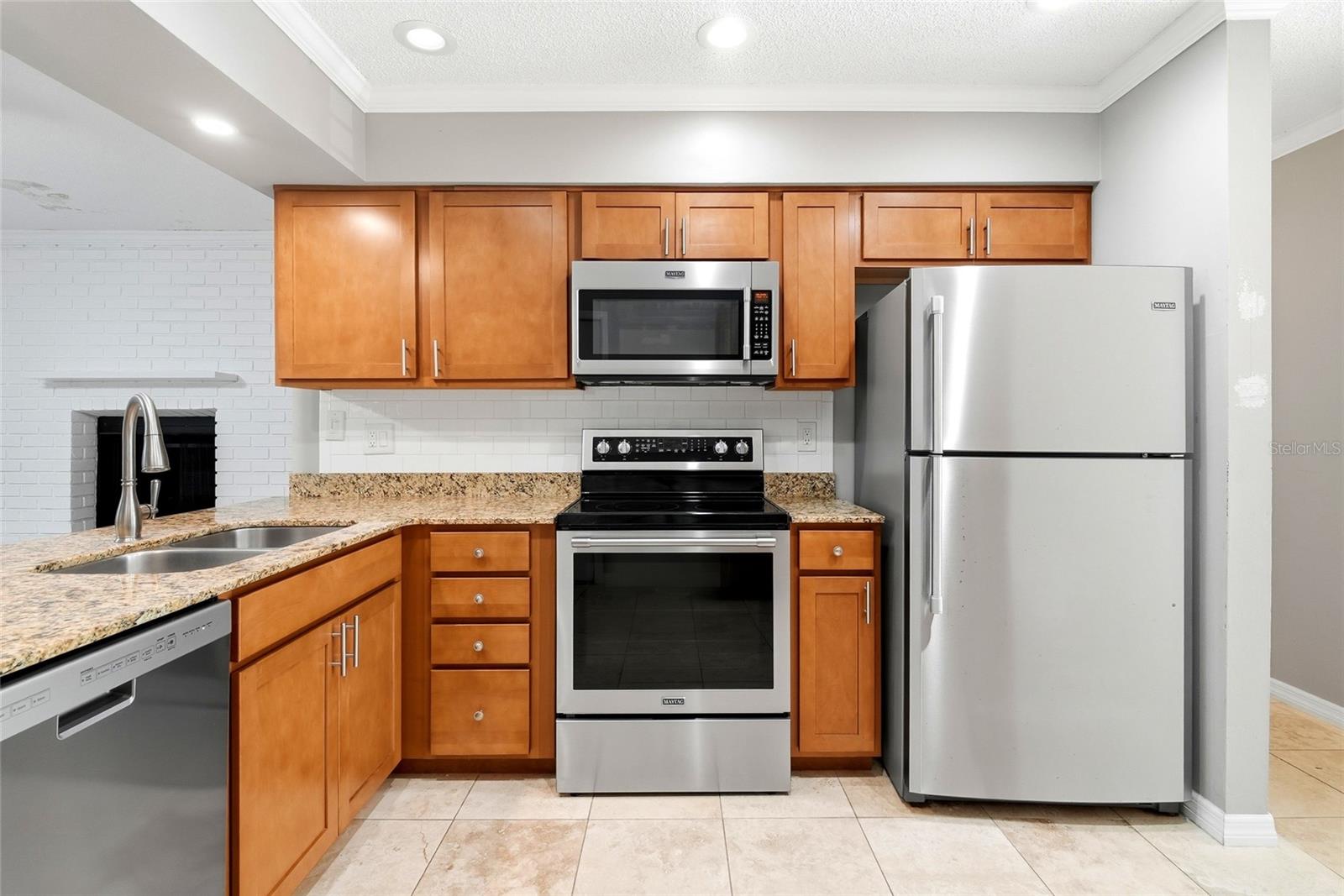 WAVERLY PLACE - Residential Income