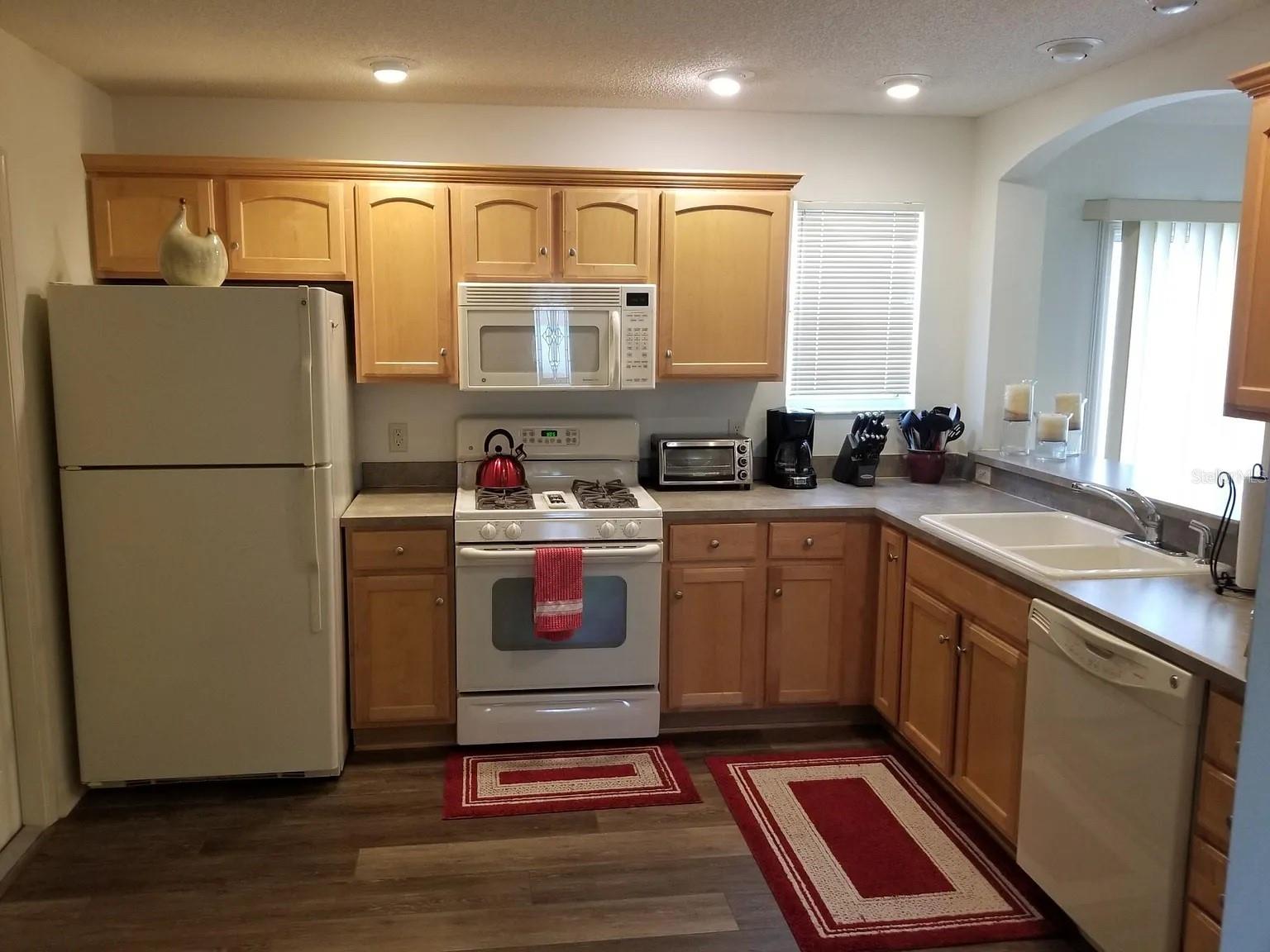 VILLAGES OF SUMTER VIRGINIA VINE VILLAS - Residential Lease