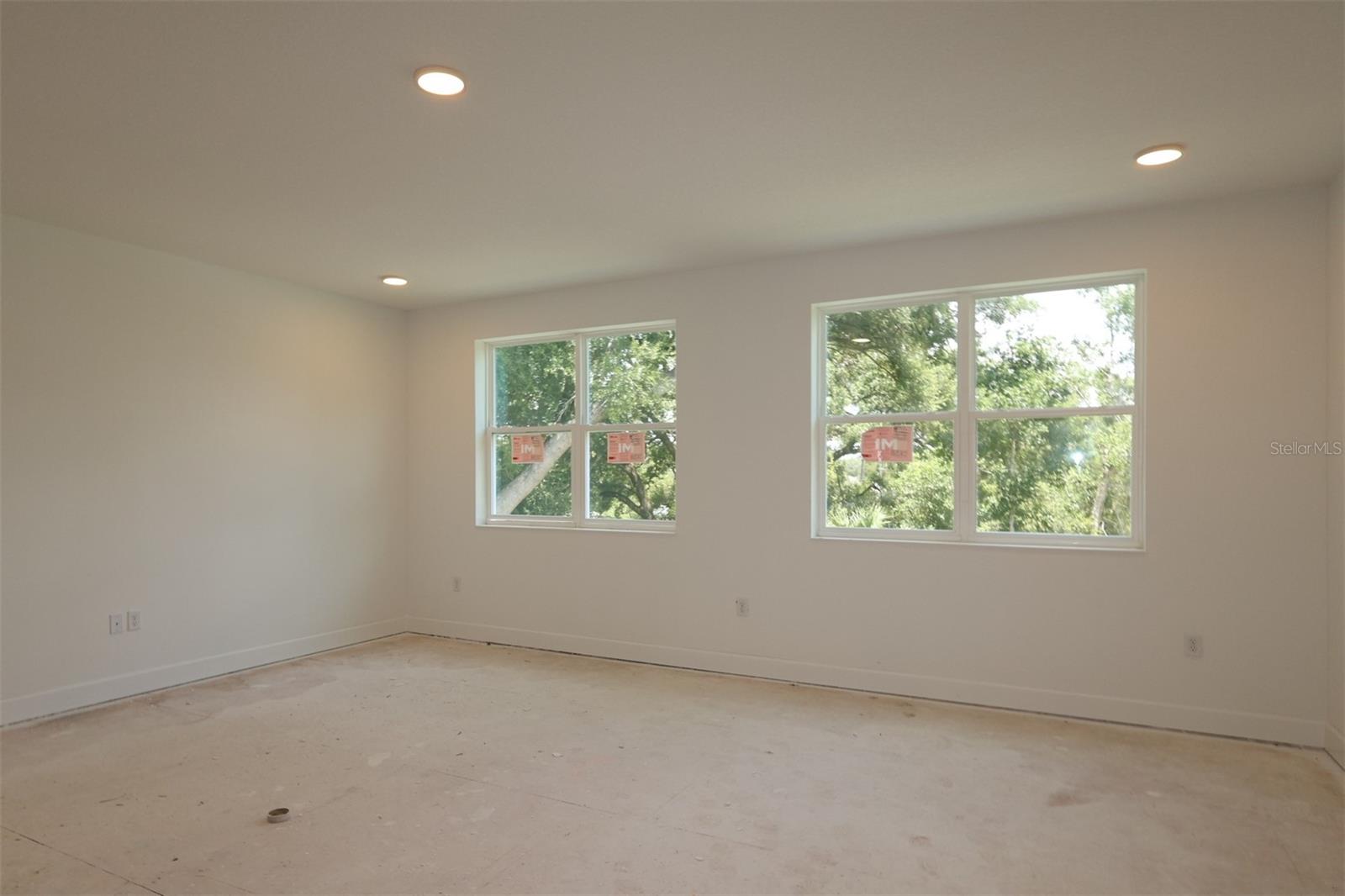 WILLOW RUN - Residential