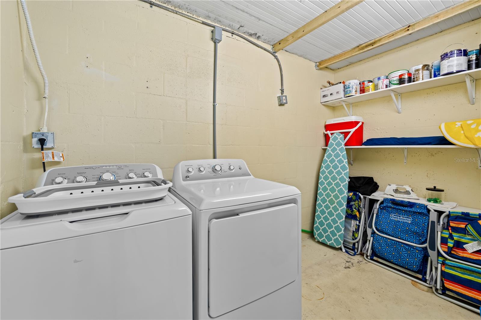 MOORE PROP OF A J - Residential