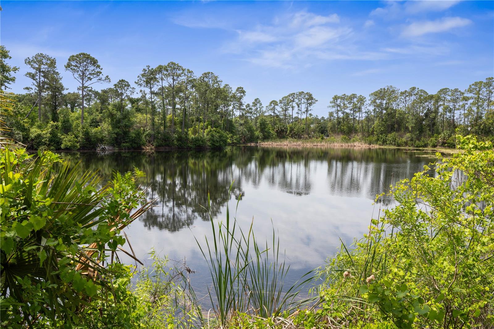 HIDDEN LAKES - Residential