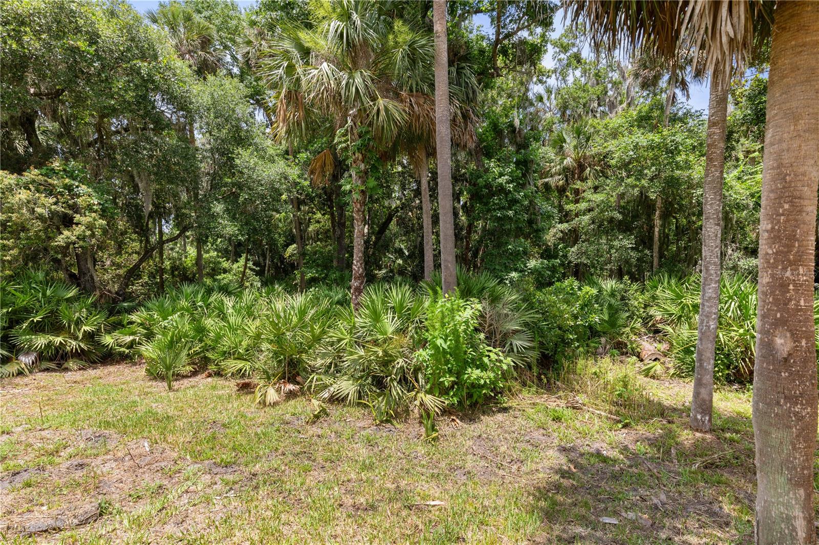 HIDDEN LAKES - Residential