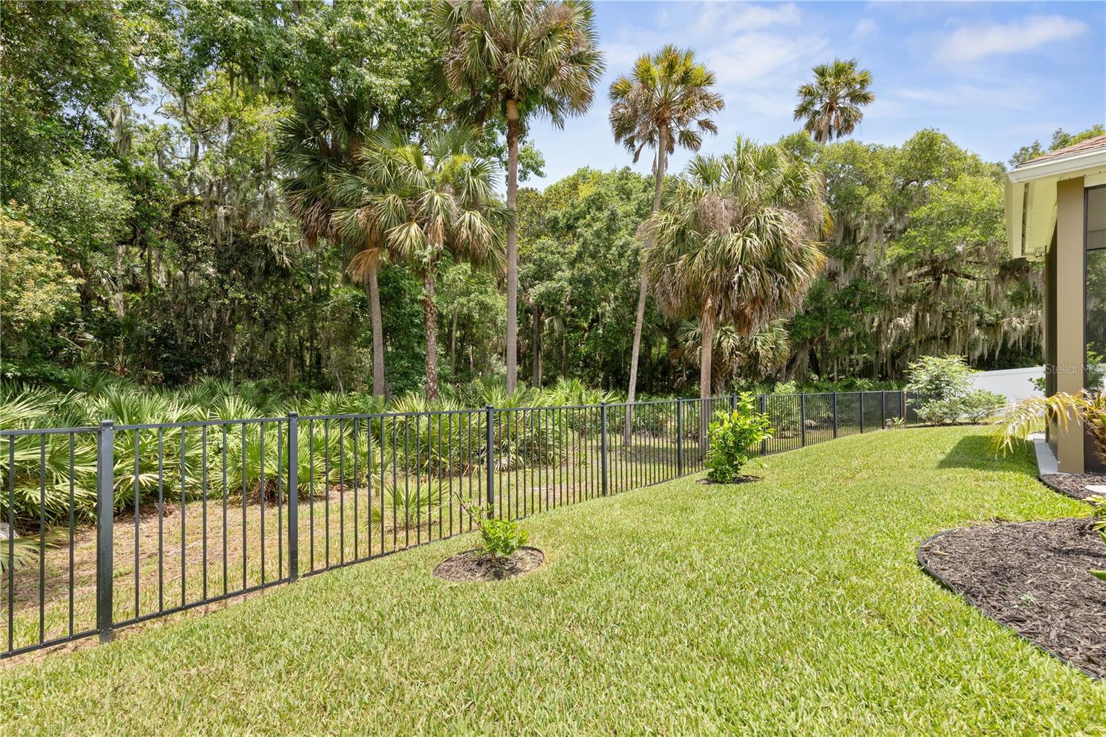 HIDDEN LAKES - Residential