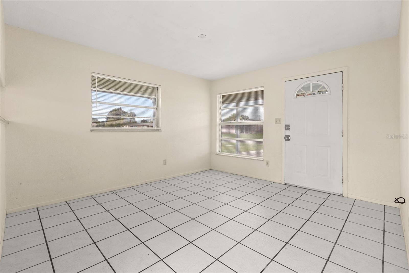 CATALINA VILLAGE 6TH ADD - Residential