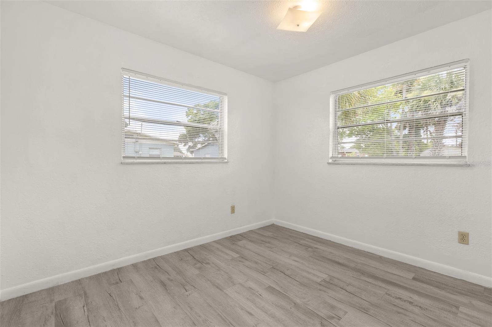 CATALINA VILLAGE 6TH ADD - Residential