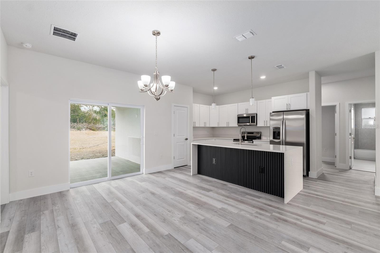 MARION OAKS UN 7 - Residential